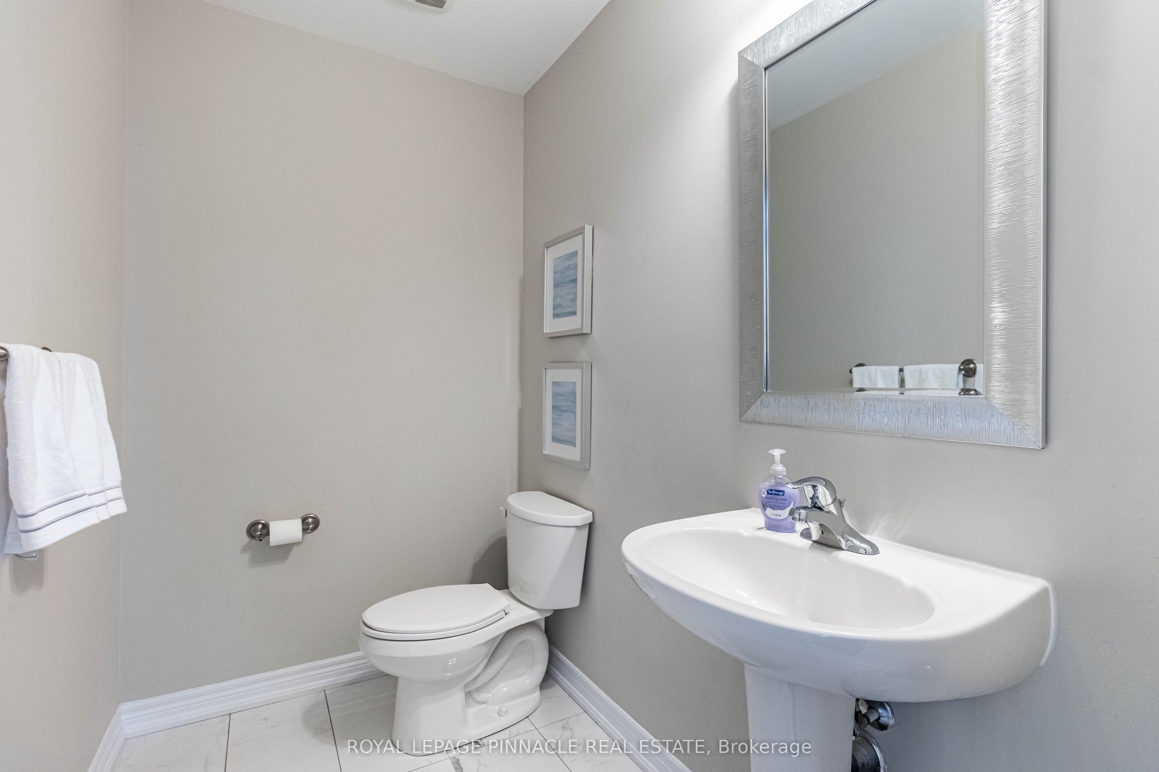 353 Hincks Drive Property Photo 13