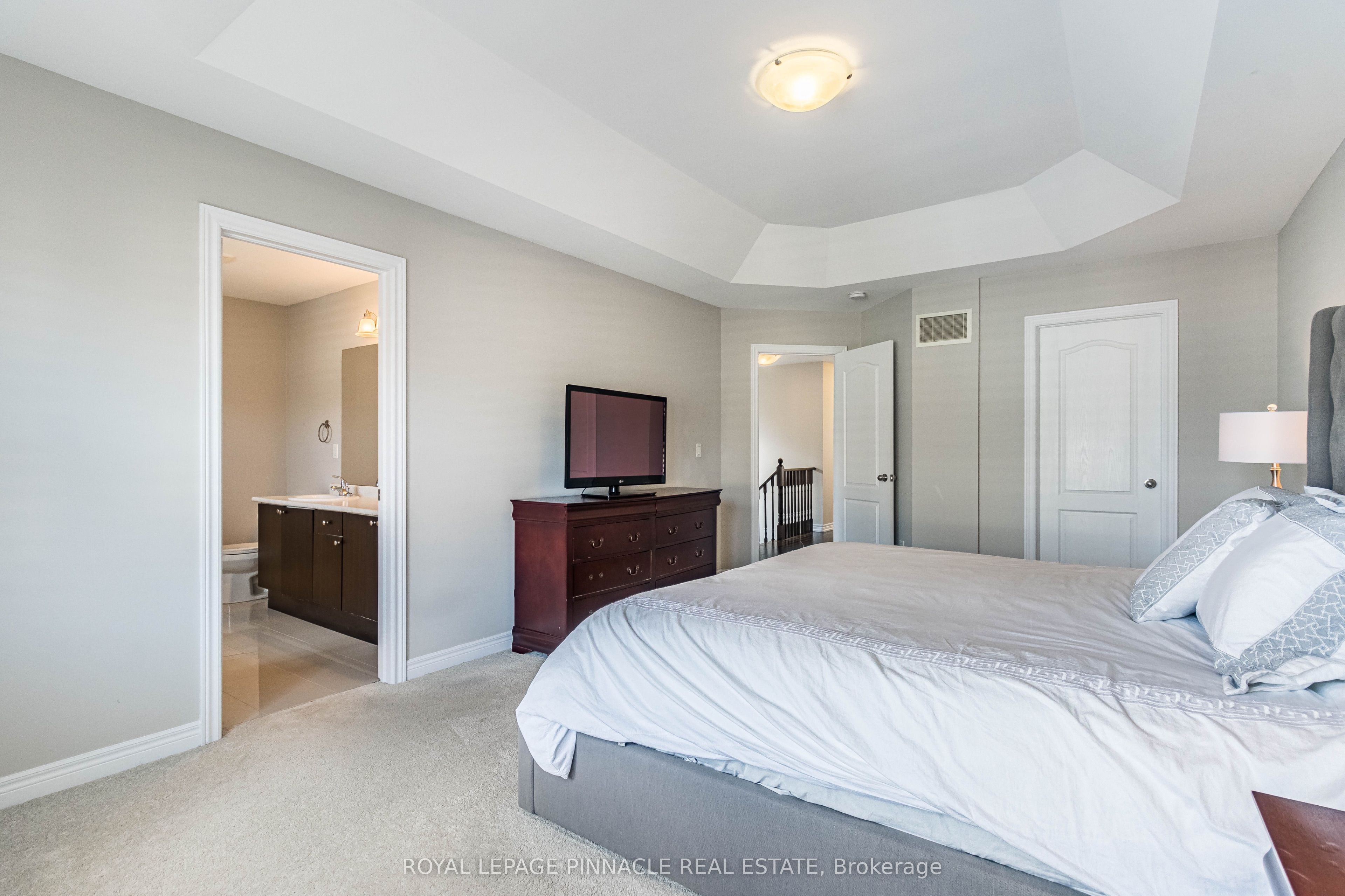 353 Hincks Drive Property Photo 27