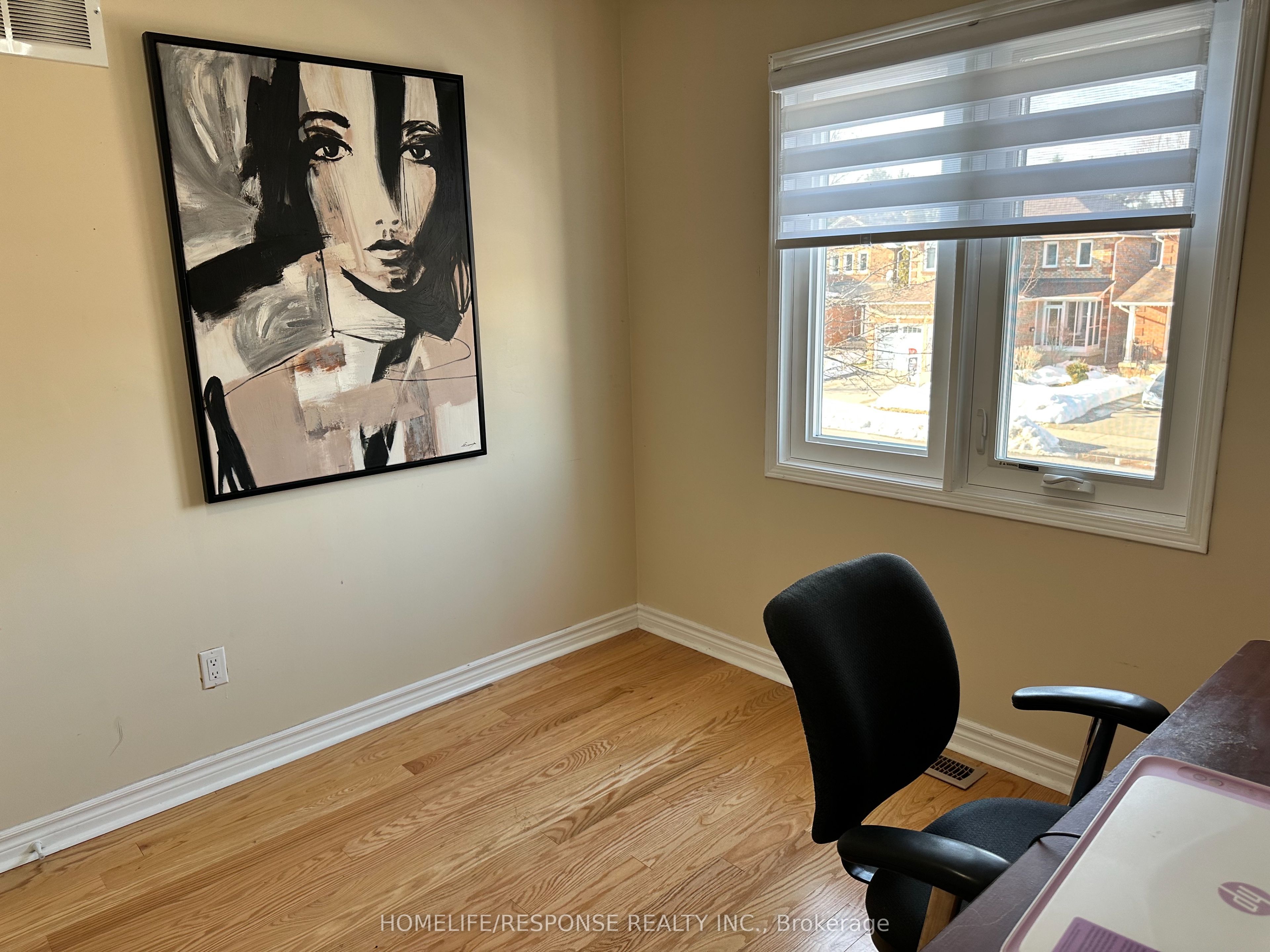 89 Ravenscliffe Court Property Photo 16