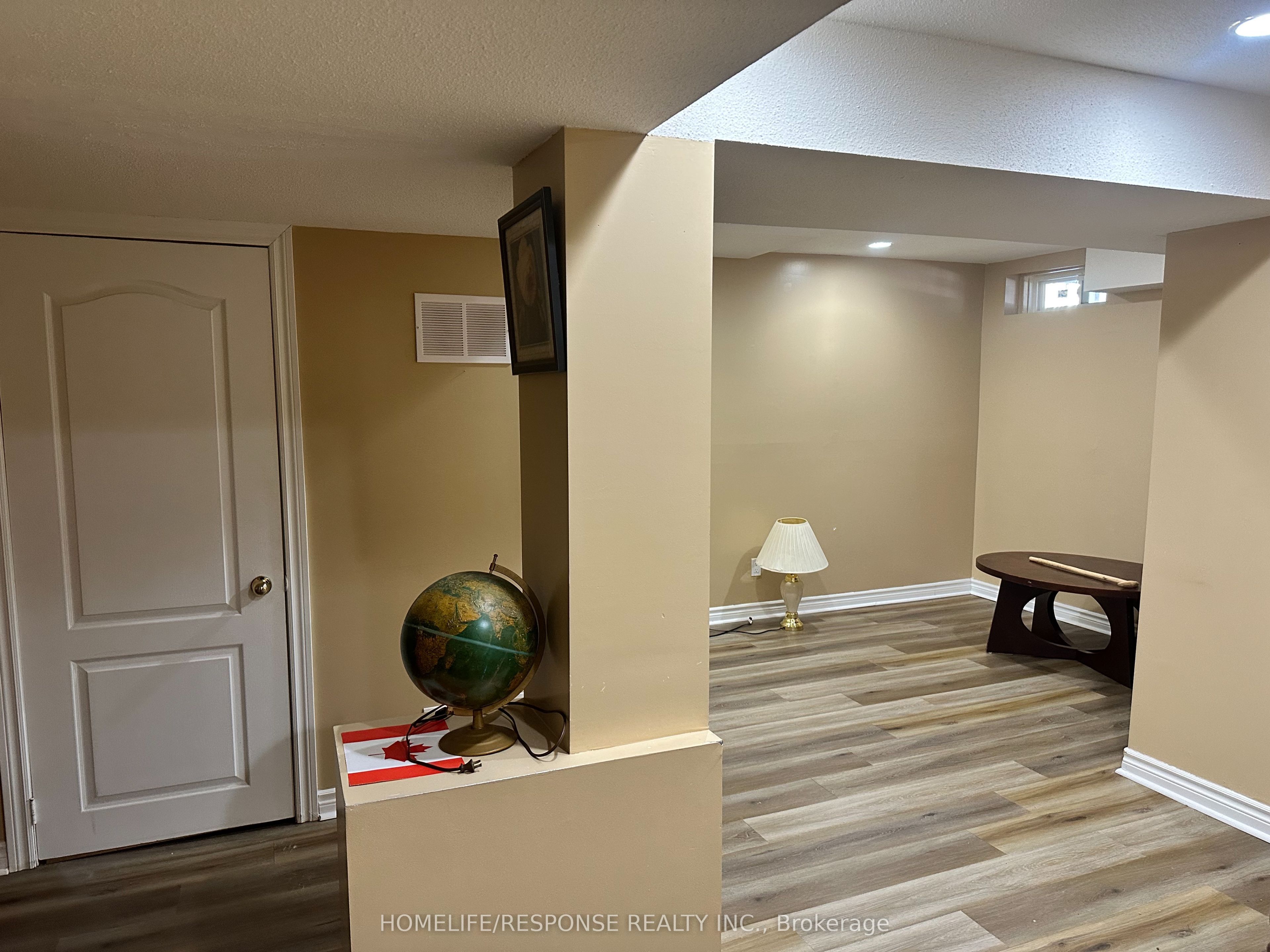 89 Ravenscliffe Court Property Photo 19