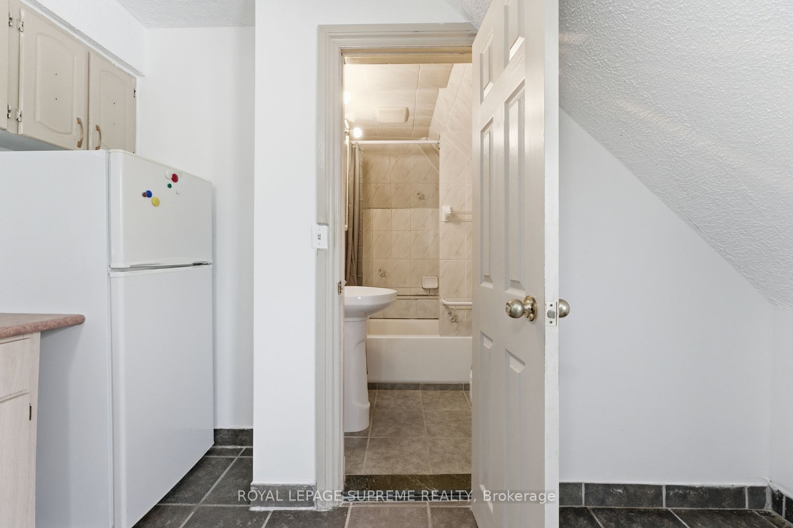 20 Maynard Avenue Property Photo 10