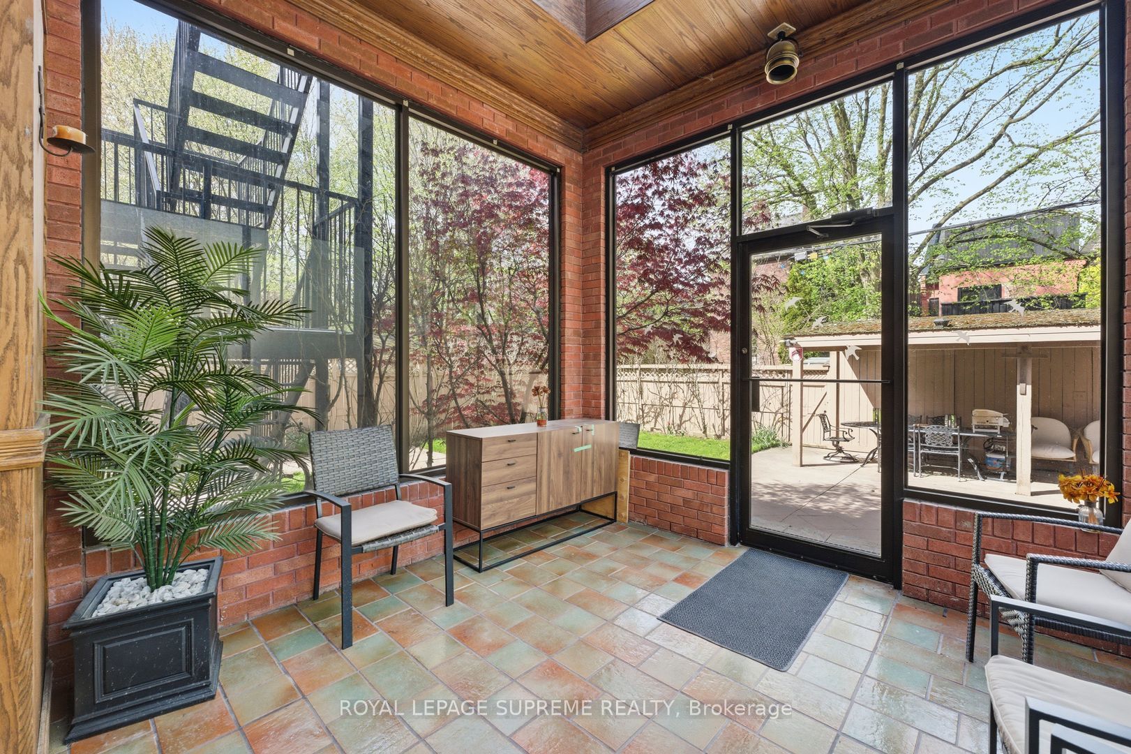 20 Maynard Avenue Property Photo 23
