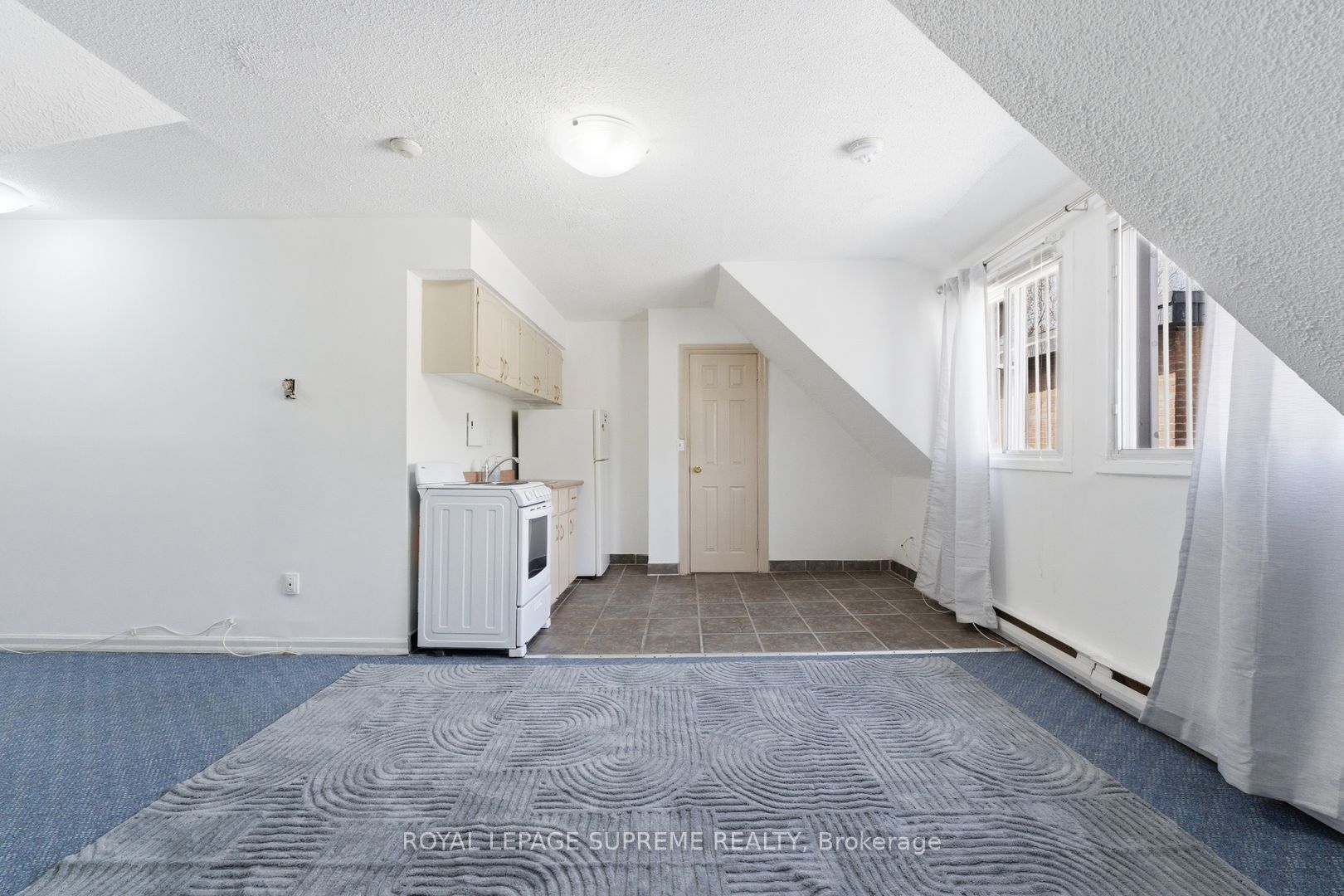 20 Maynard Avenue Property Photo 9