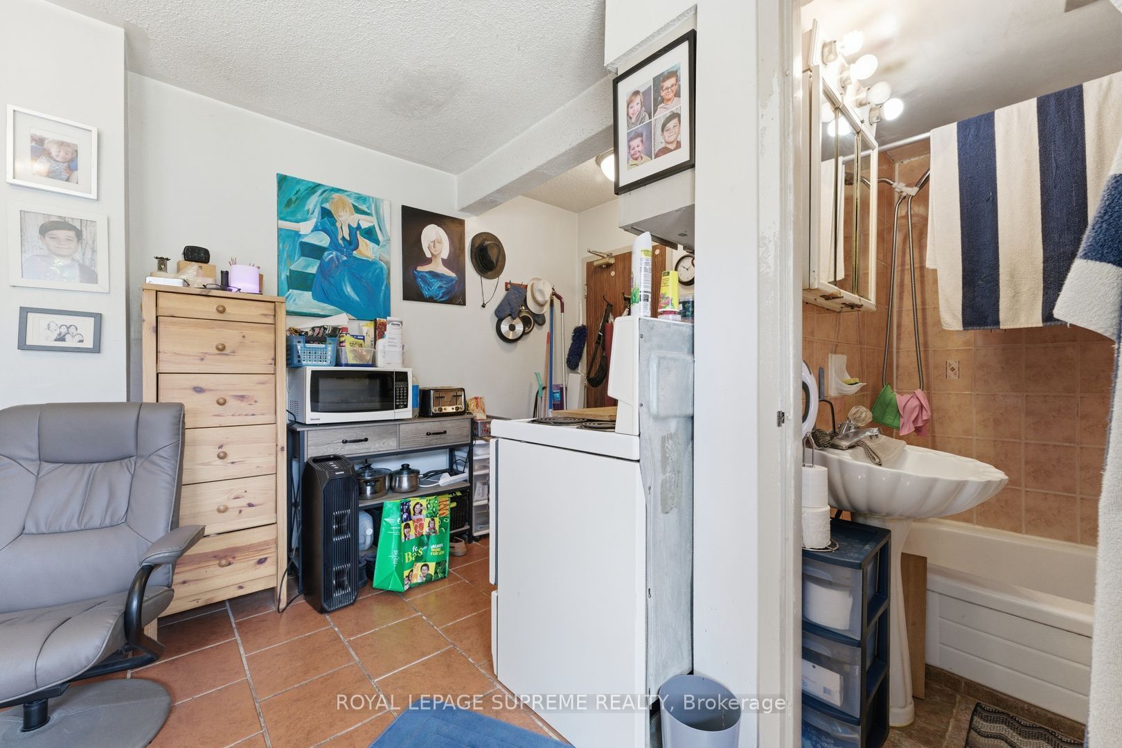 20 Maynard Avenue Property Photo 18