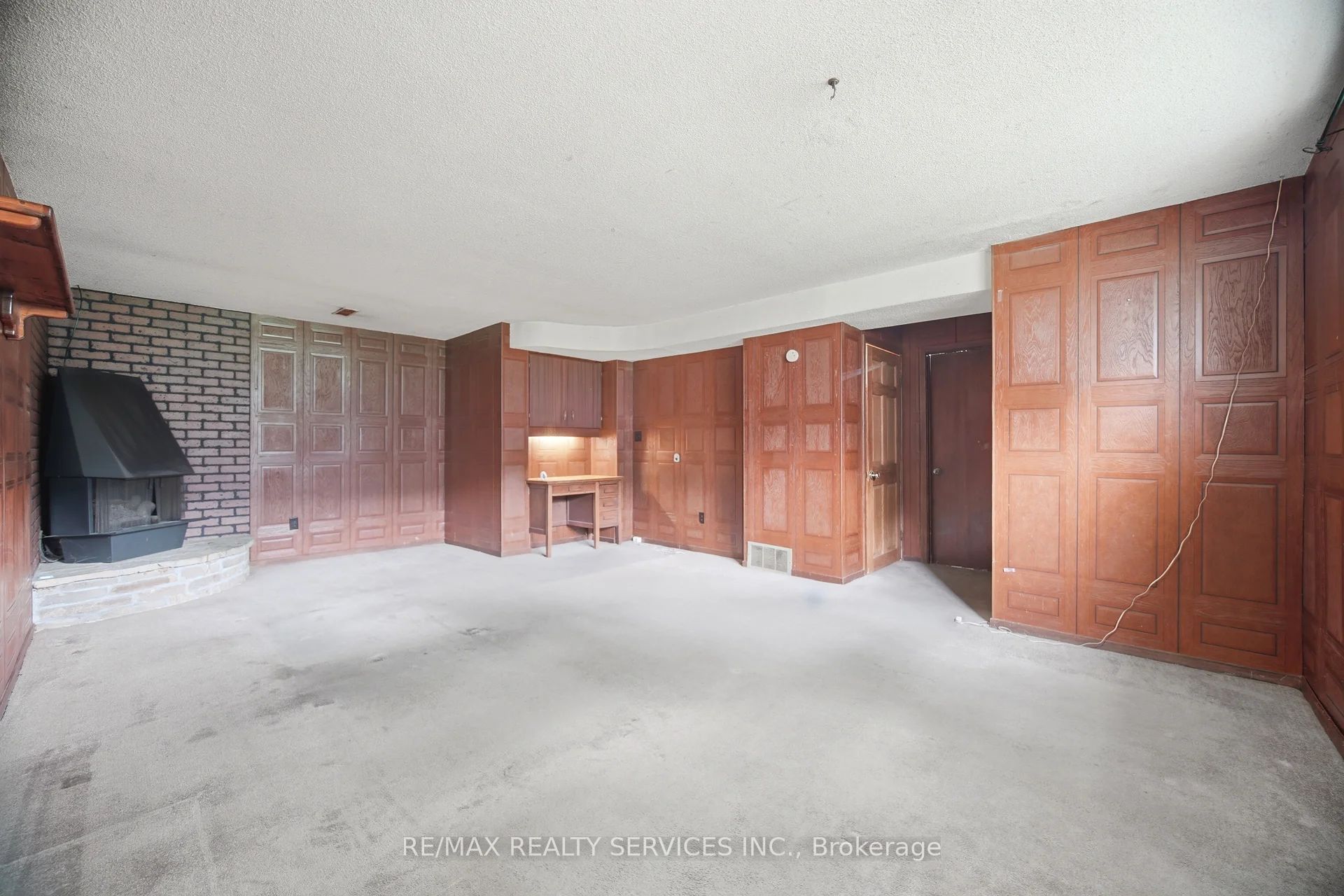 27 Hadrina Street Property Photo 33