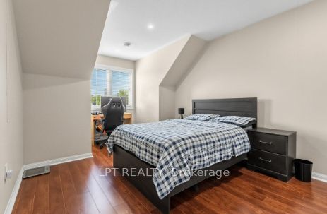 170 Fennamore Terrace Property Photo 11