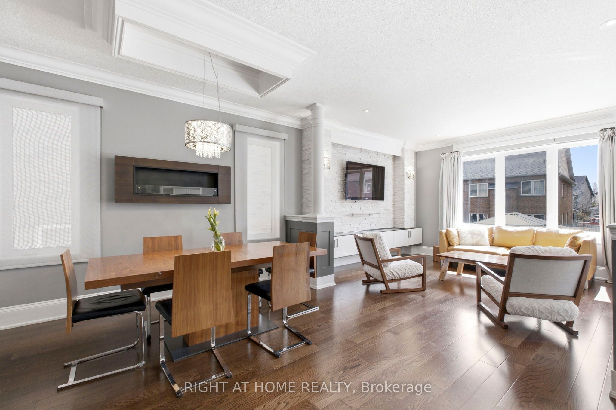 10 Learmont Avenue Property Photo 6