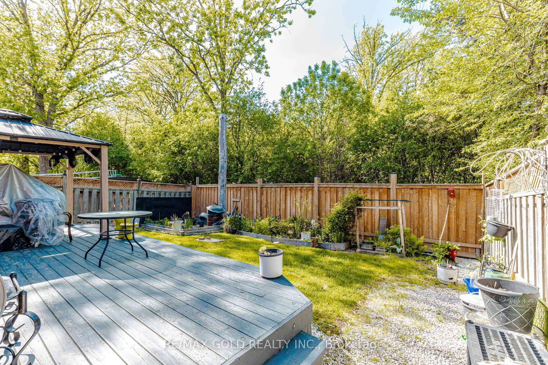 103 Vivians Crescent Property Photo 42