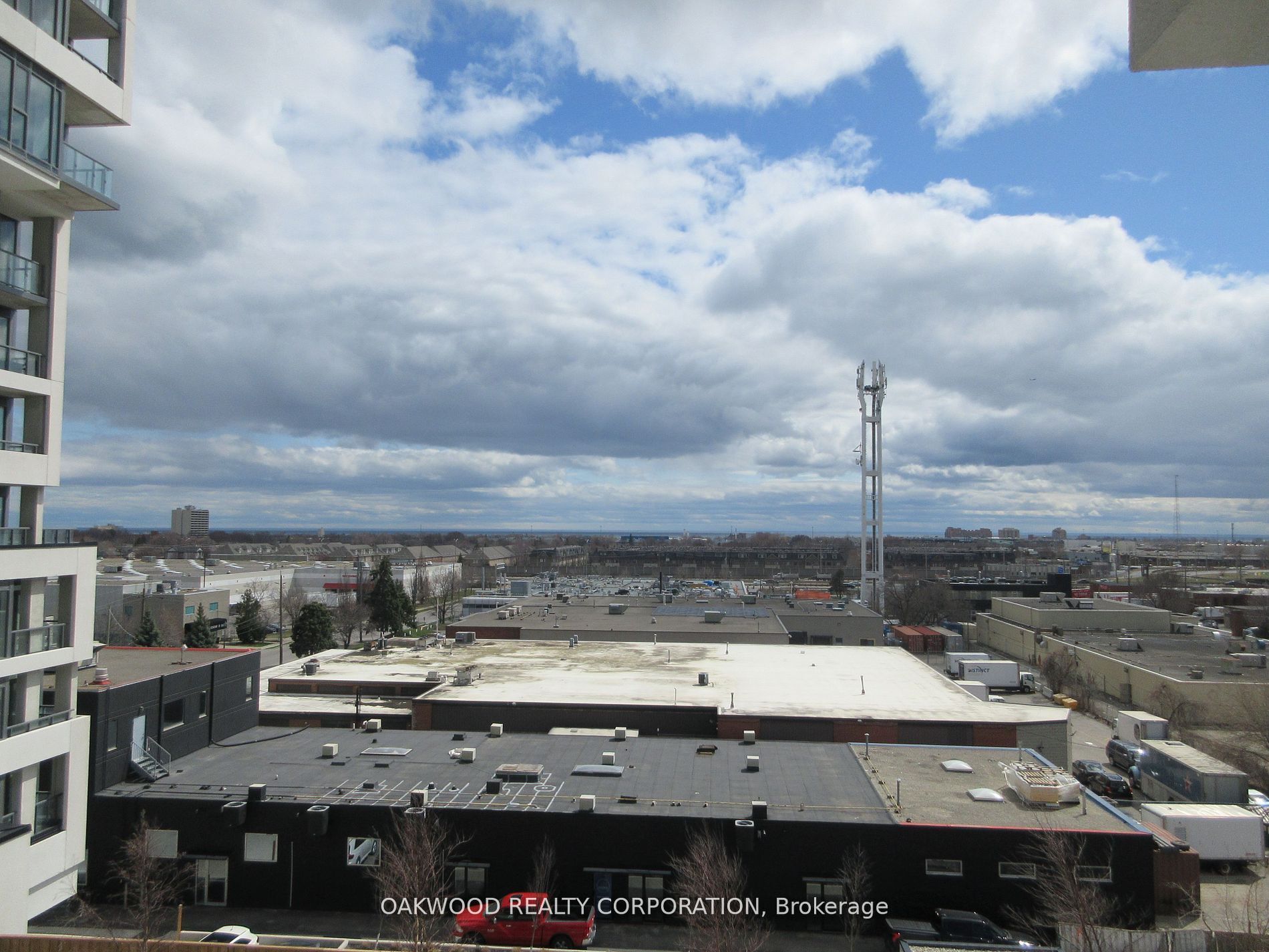 859 The Queensway 512 Property Photo 3