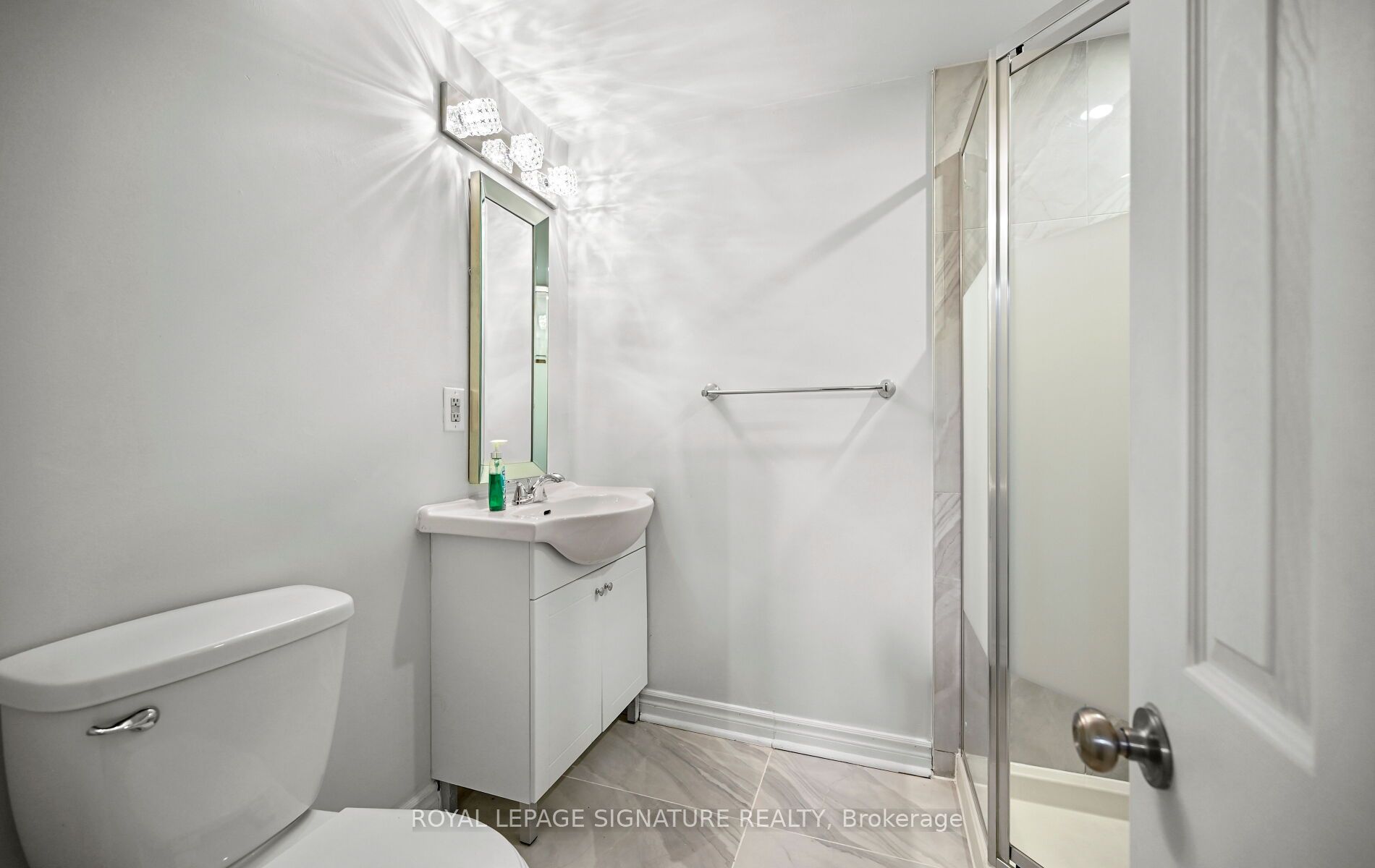 1207 Pinegrove Road Property Photo 24