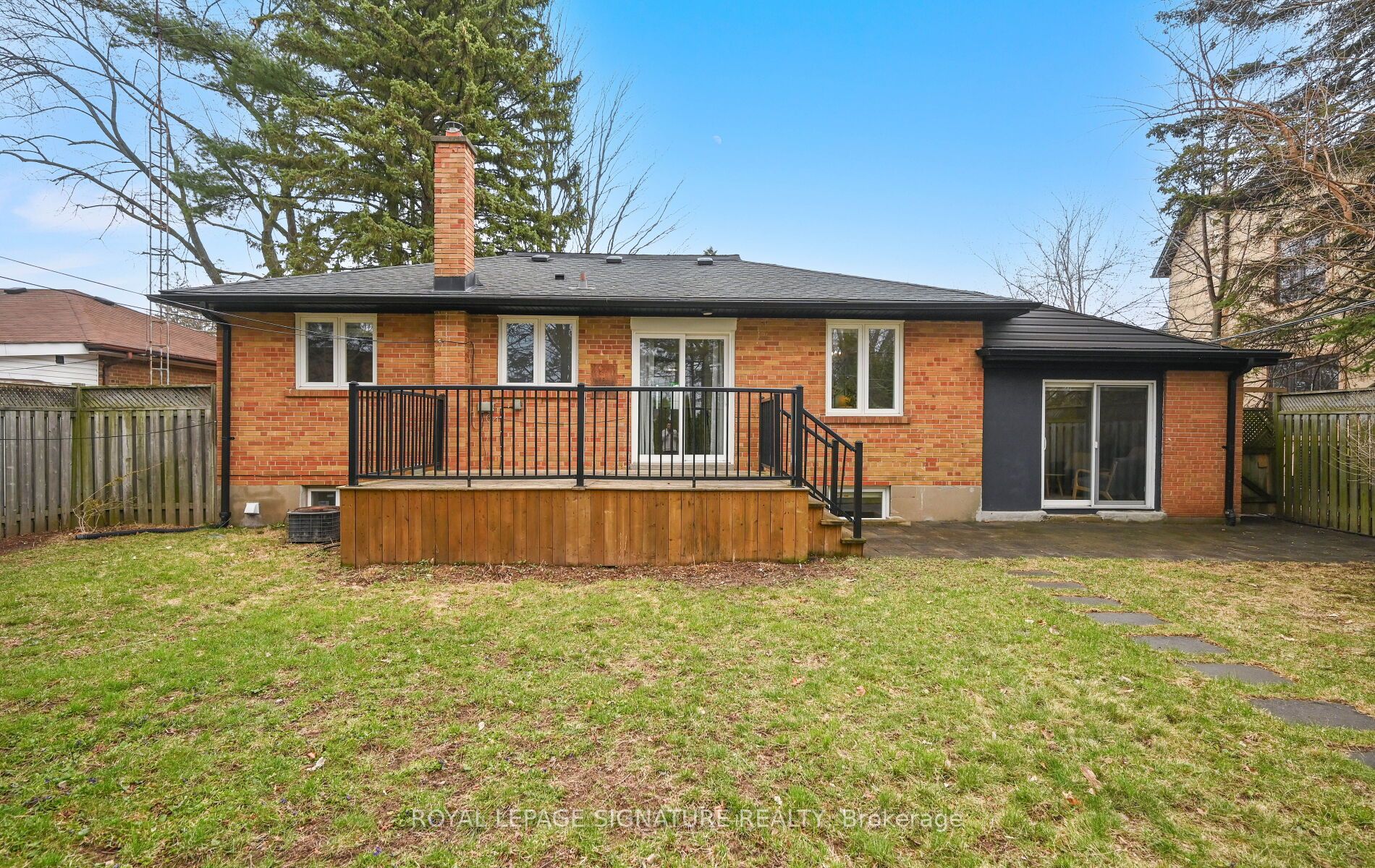 1207 Pinegrove Road Property Photo 28