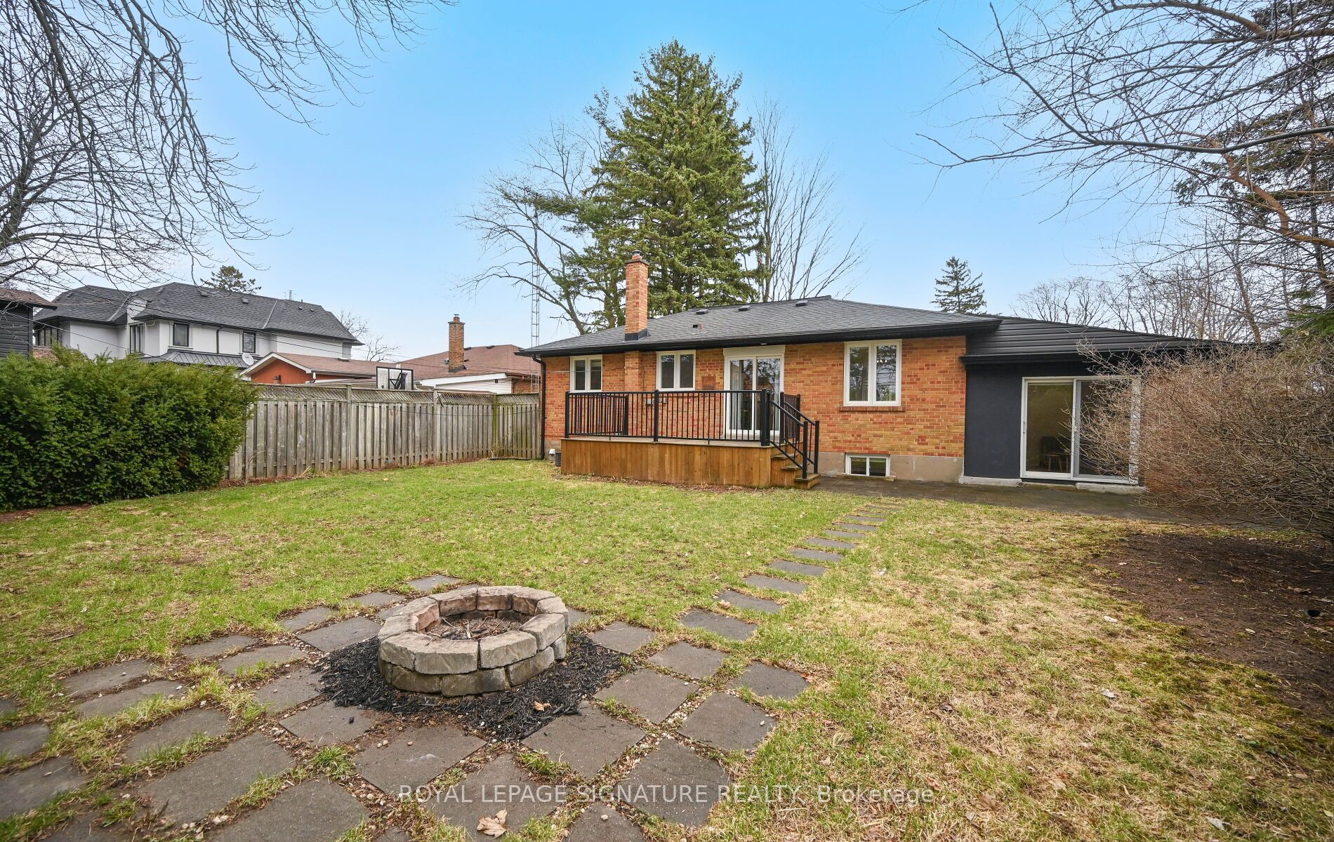 1207 Pinegrove Road Property Photo 30