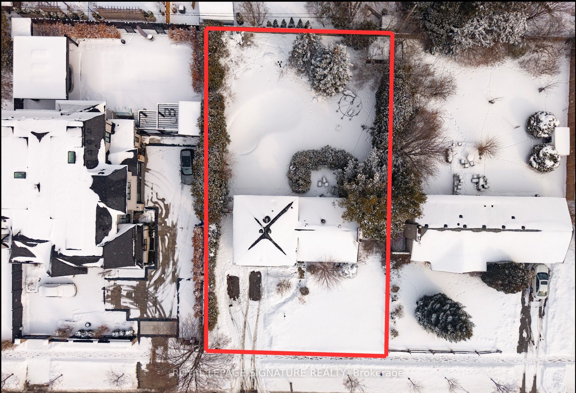251 Third Line Property Photo 2