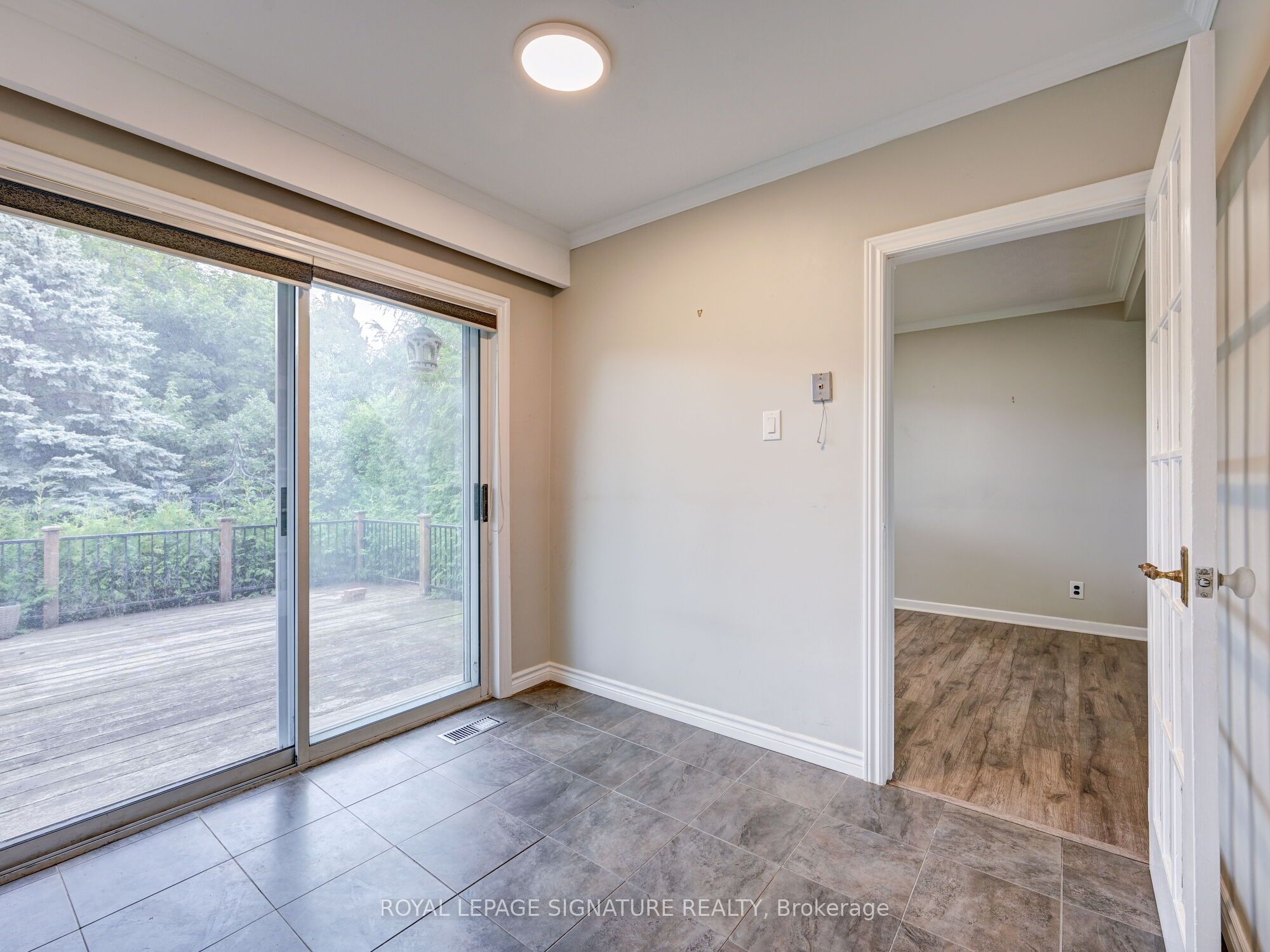 251 Third Line Property Photo 12