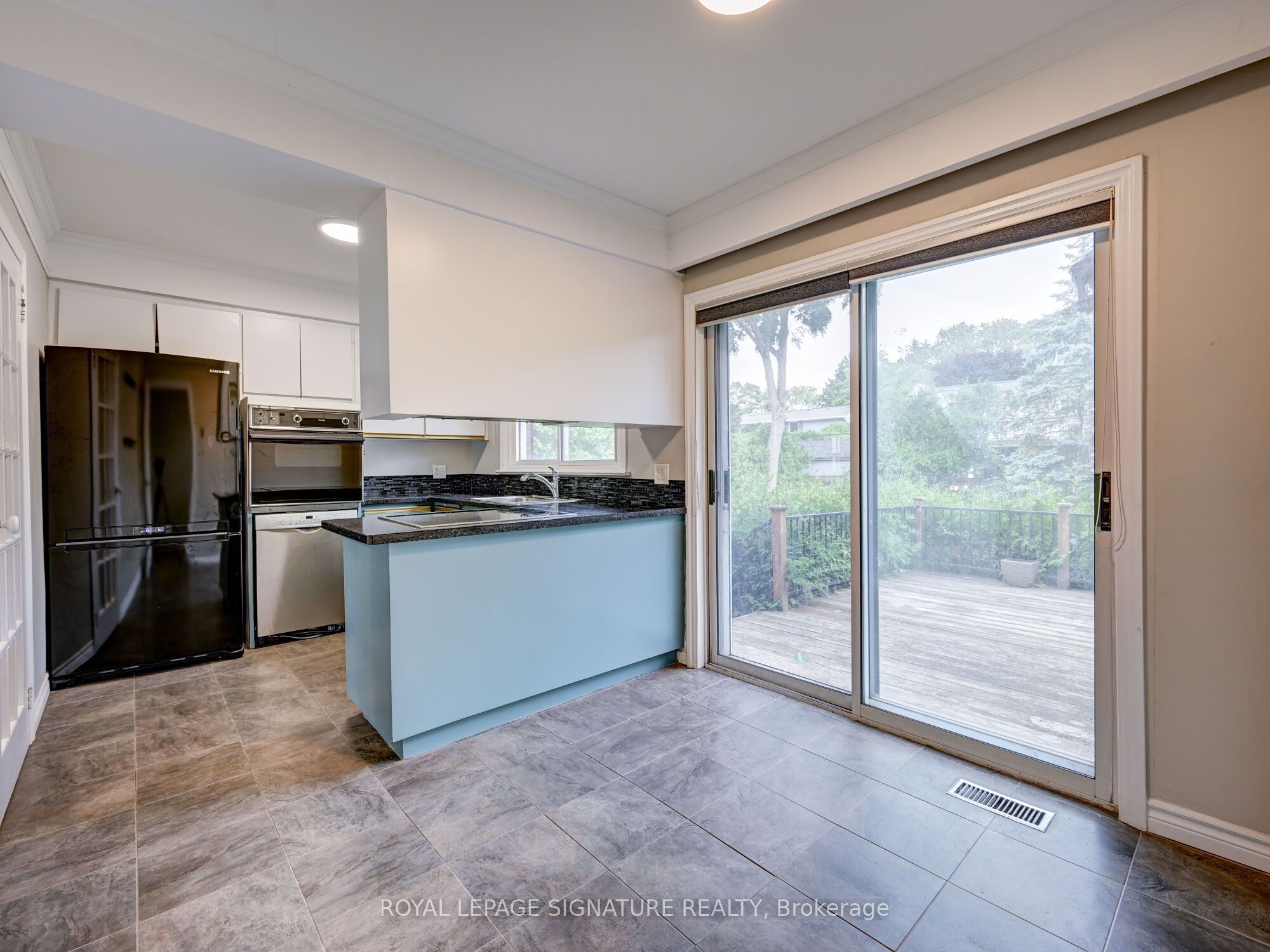 251 Third Line Property Photo 13