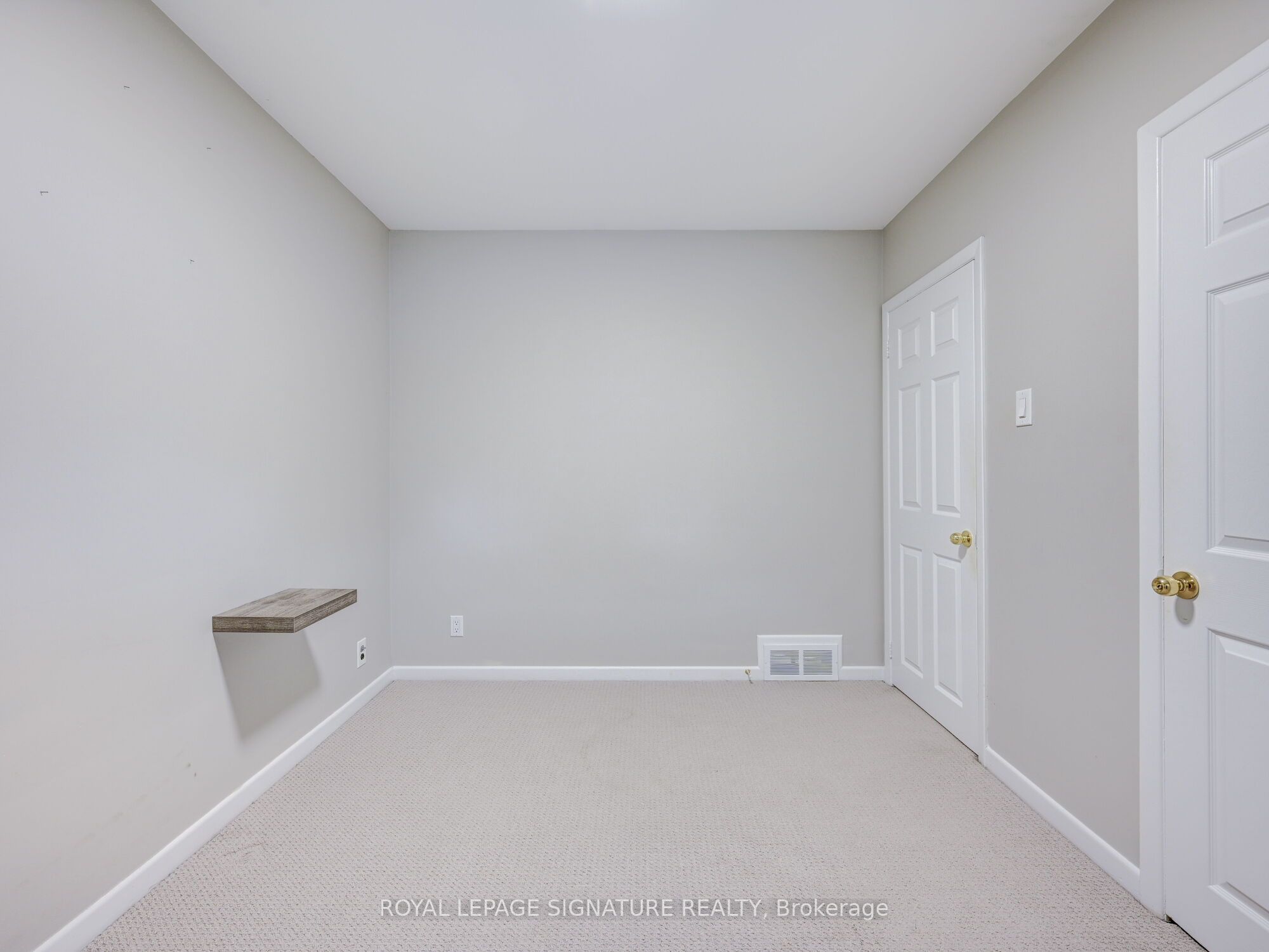 251 Third Line Property Photo 19