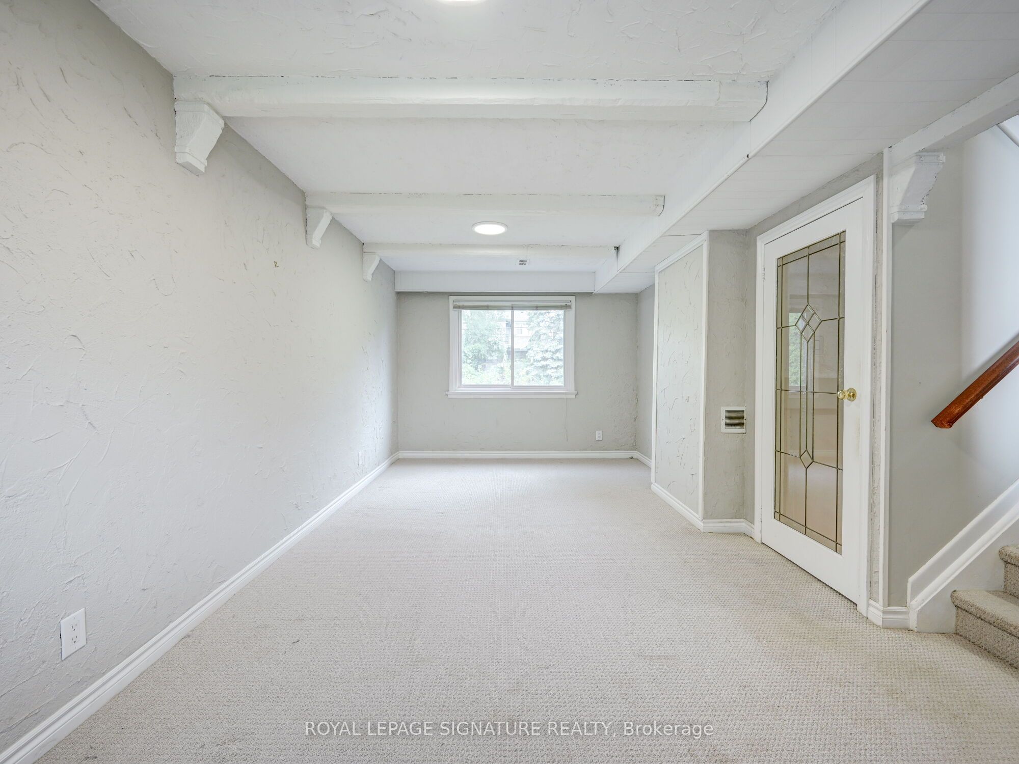 251 Third Line Property Photo 33