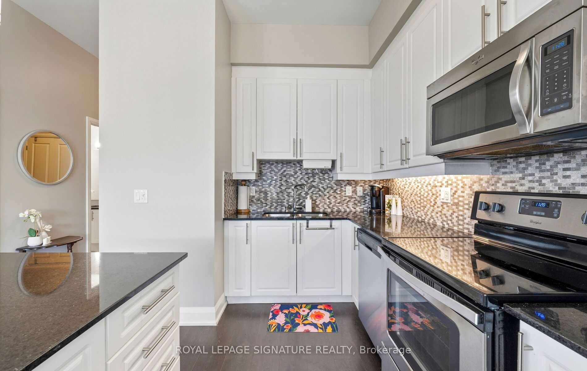 55 Yorkland Boulevard Ph1202 Property Photo 18