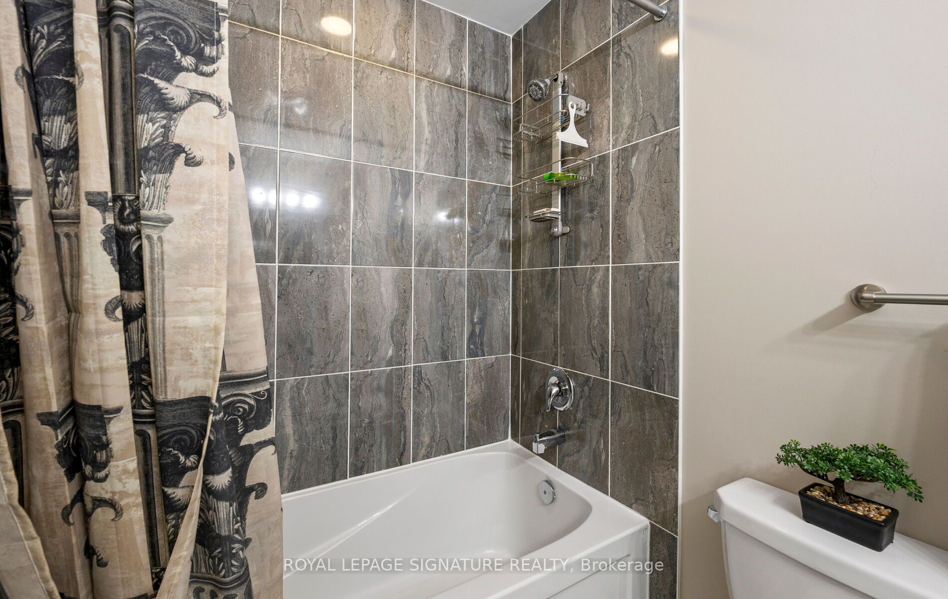 55 Yorkland Boulevard Ph1202 Property Photo 33