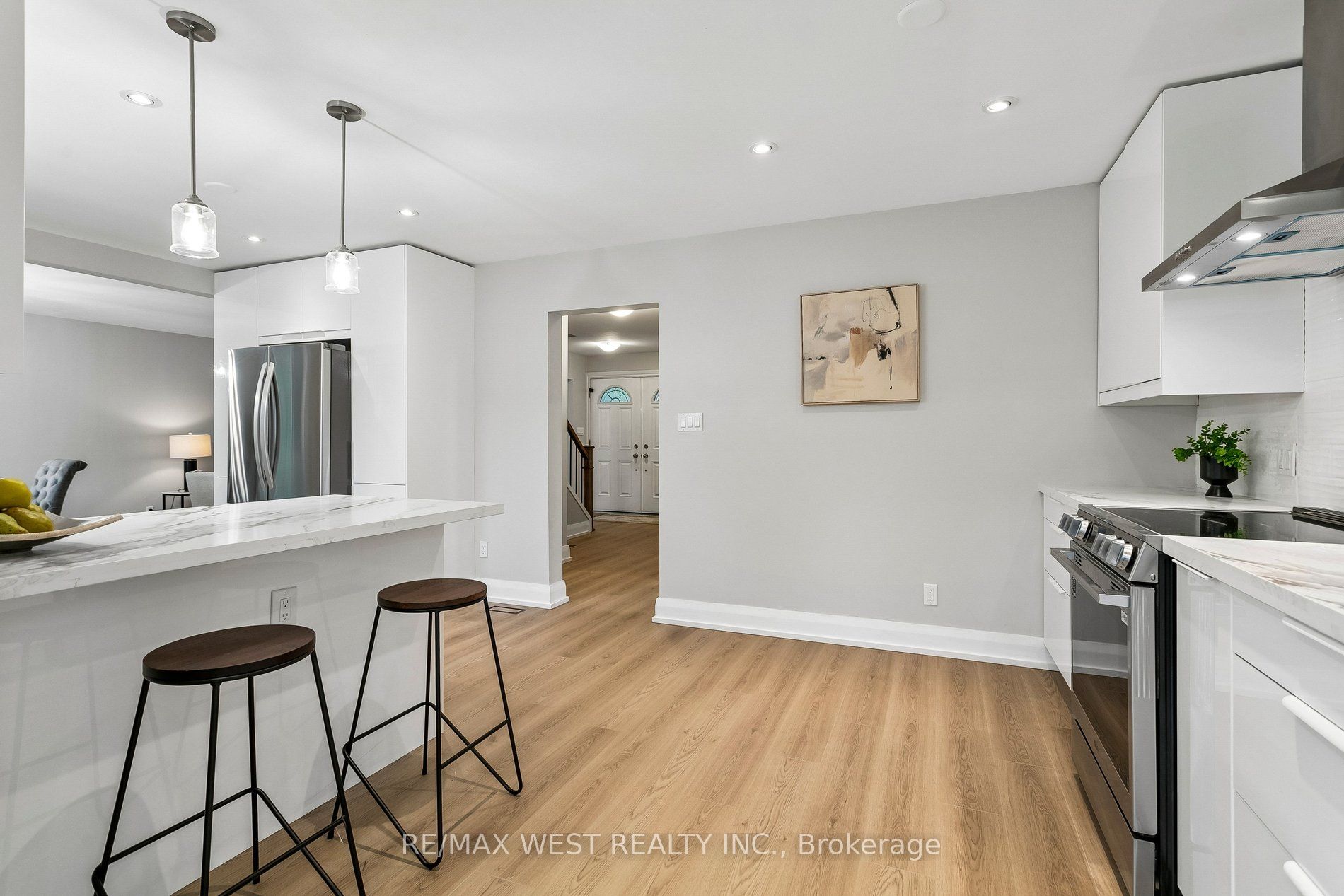 563 Joyce Boulevard Property Photo 19