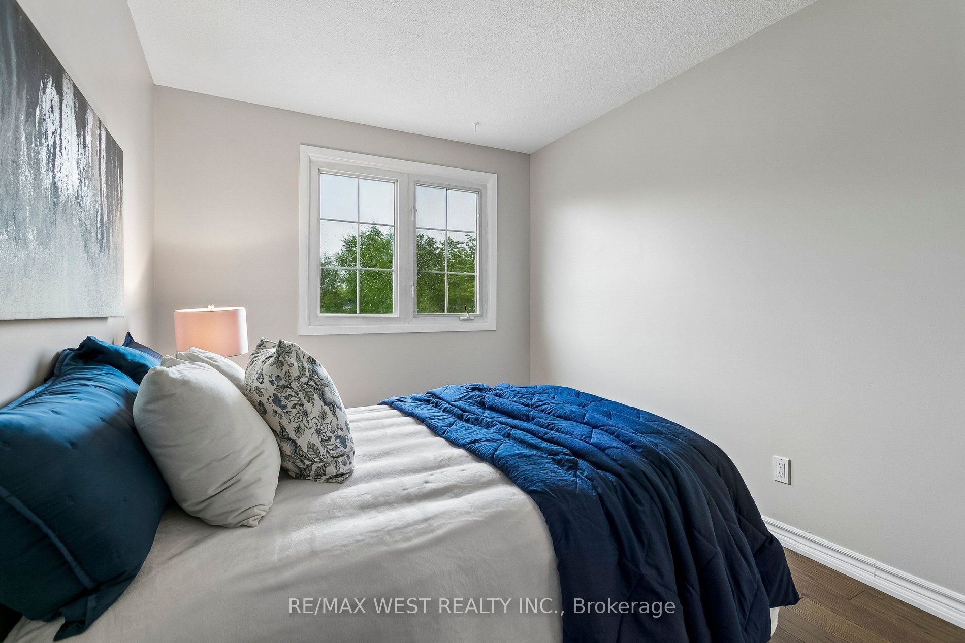 563 Joyce Boulevard Property Photo 26