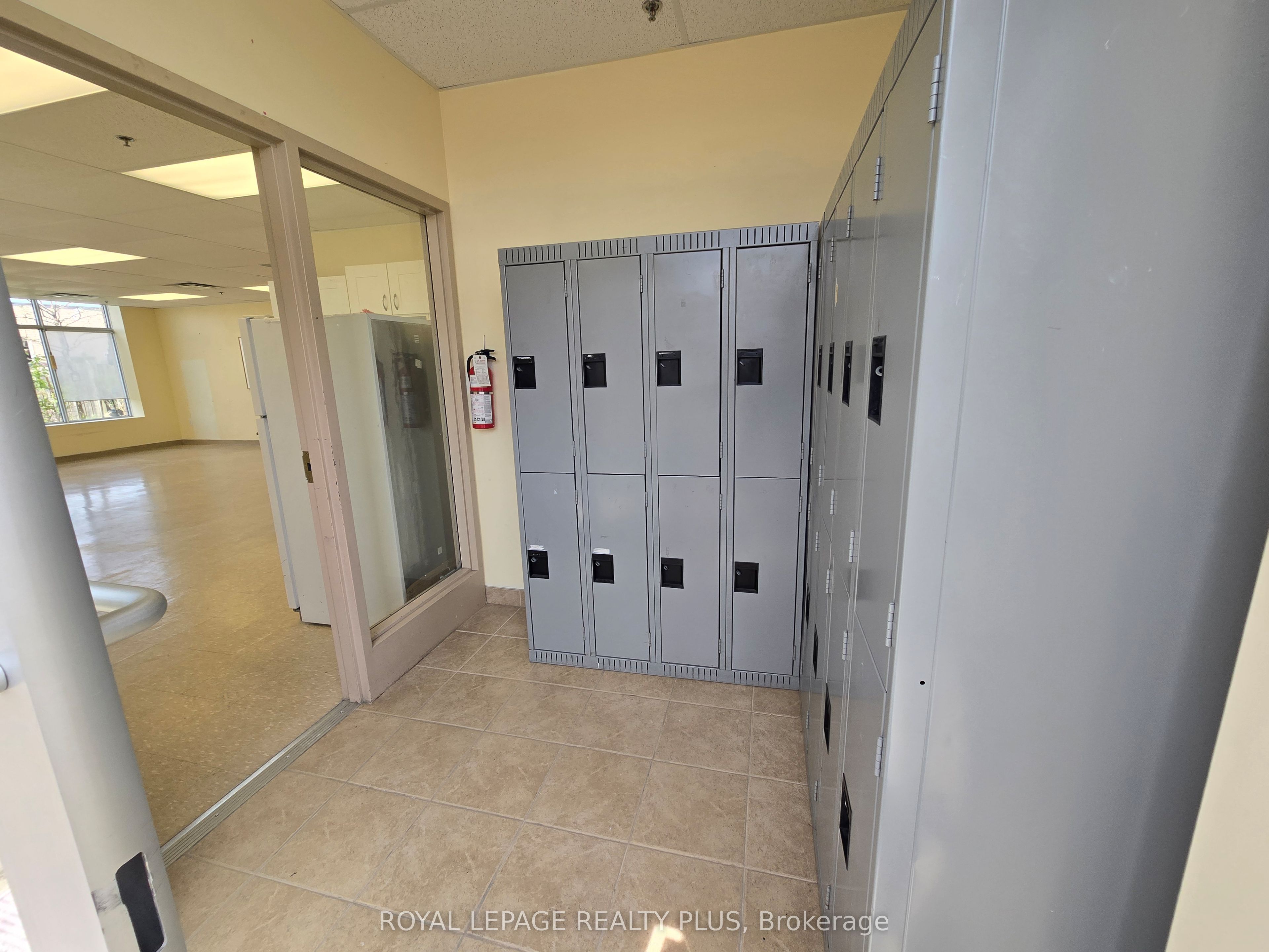 330 Bronte Street S 105 Property Photo 7