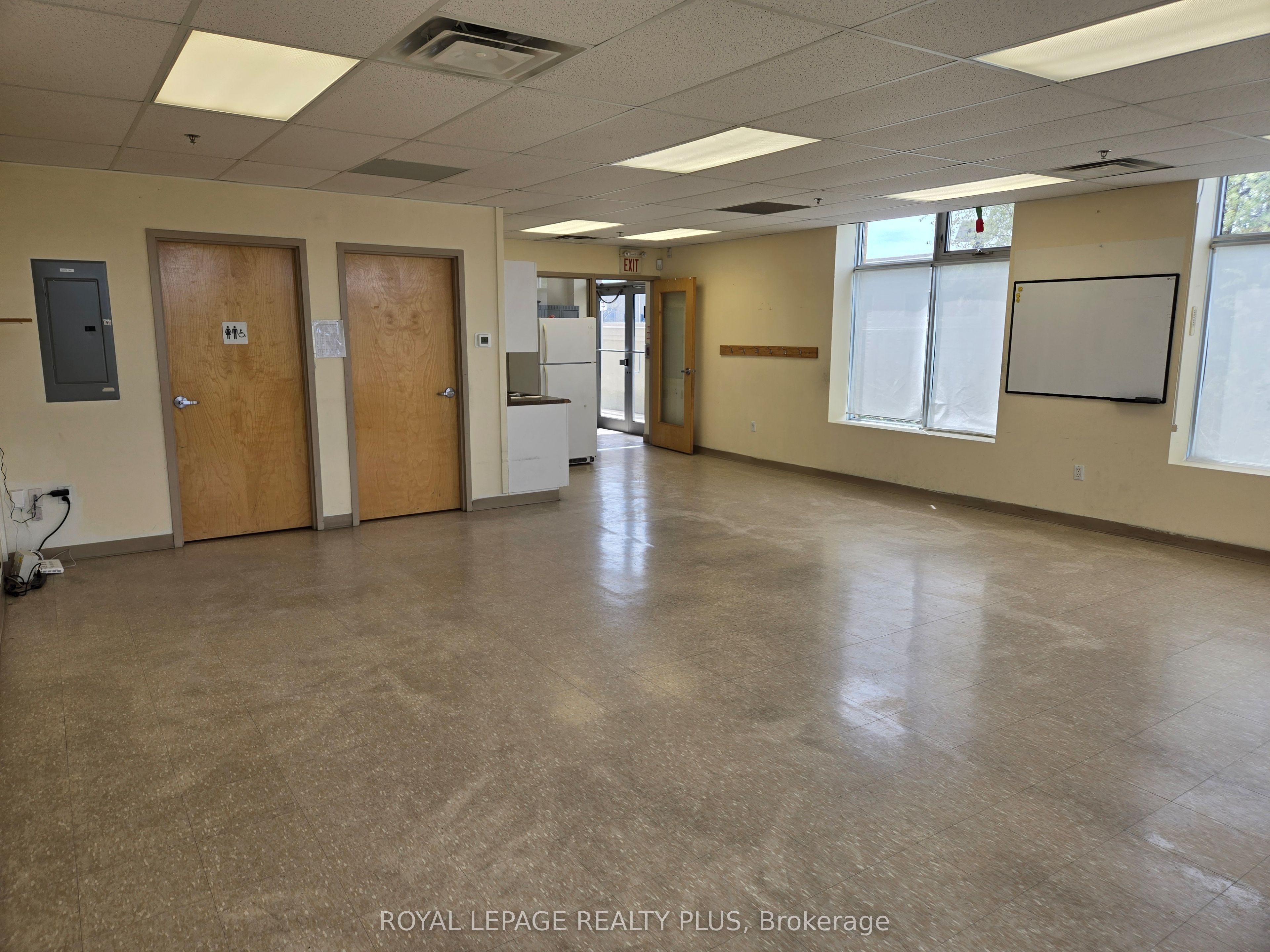 330 Bronte Street S 105 Property Photo 13