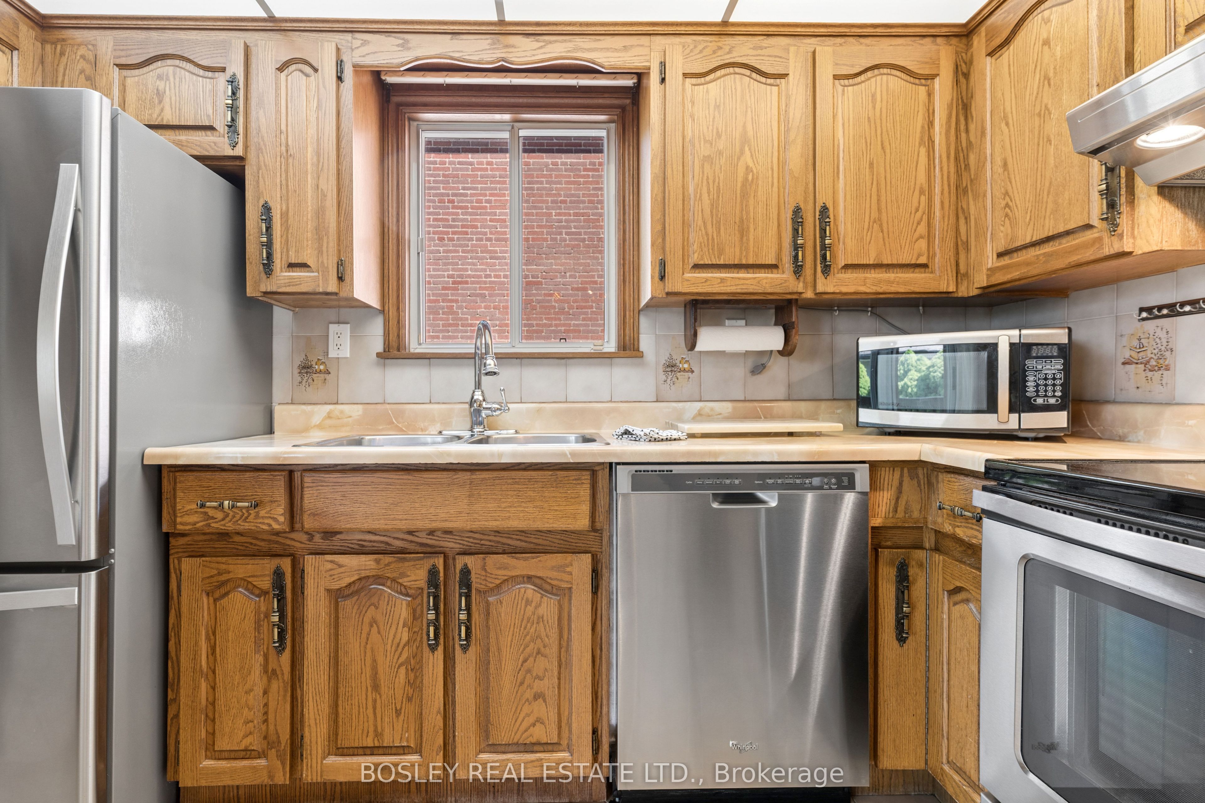 96 Macdonald Avenue Property Photo 18