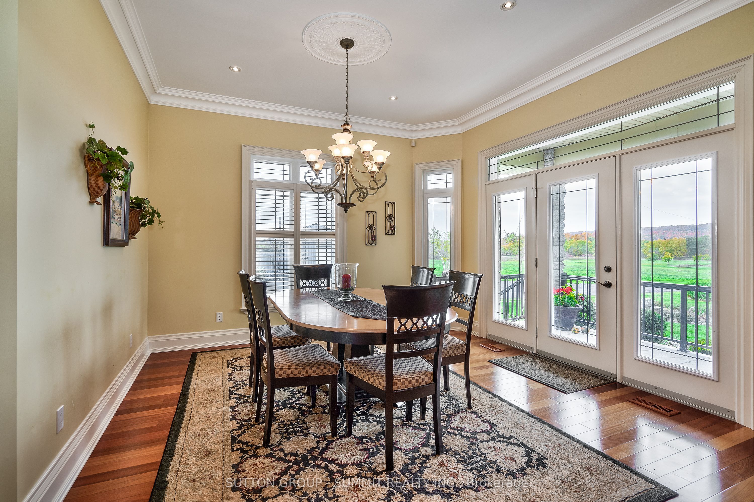 5431 Appleby Line Property Photo 12