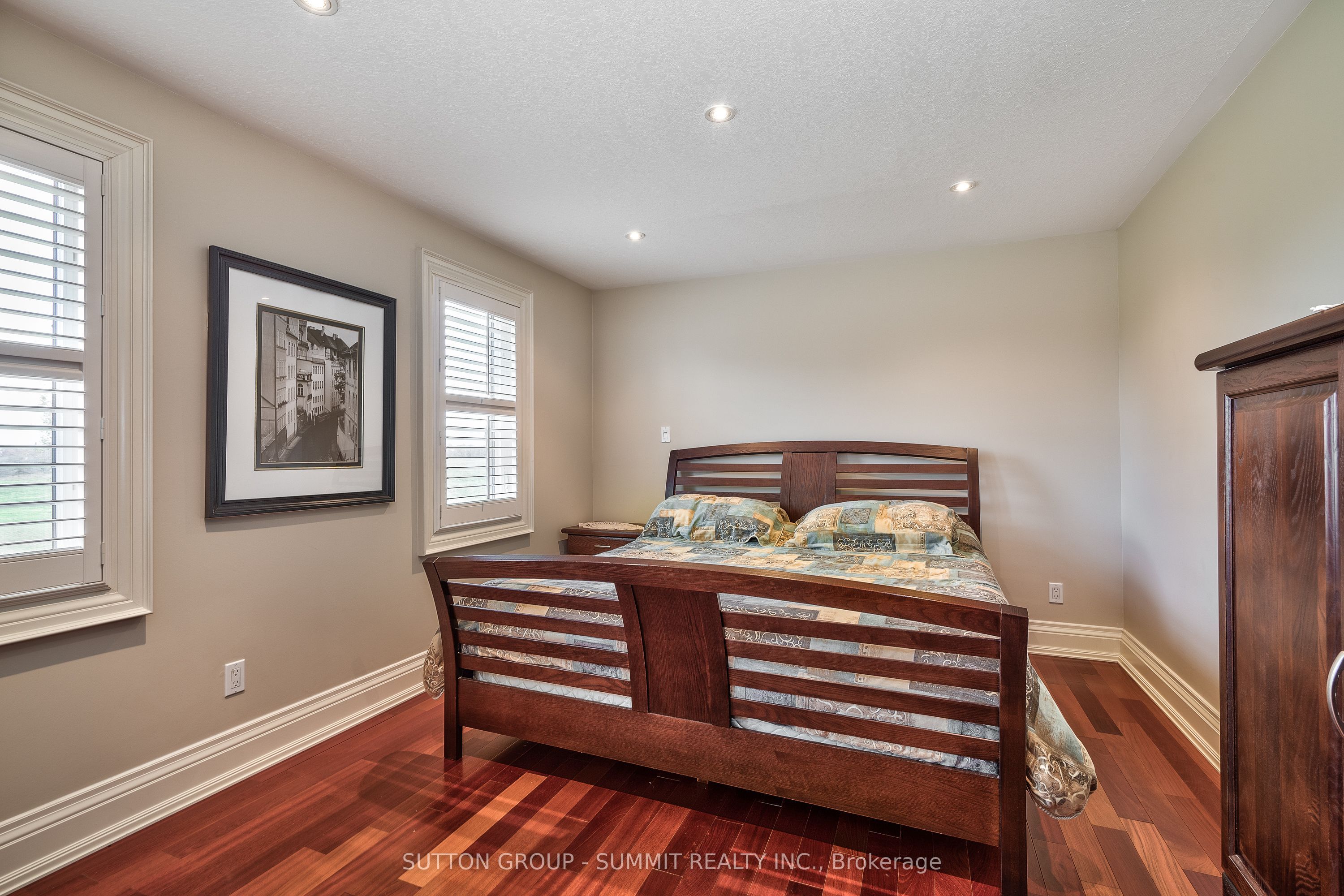 5431 Appleby Line Property Photo 21