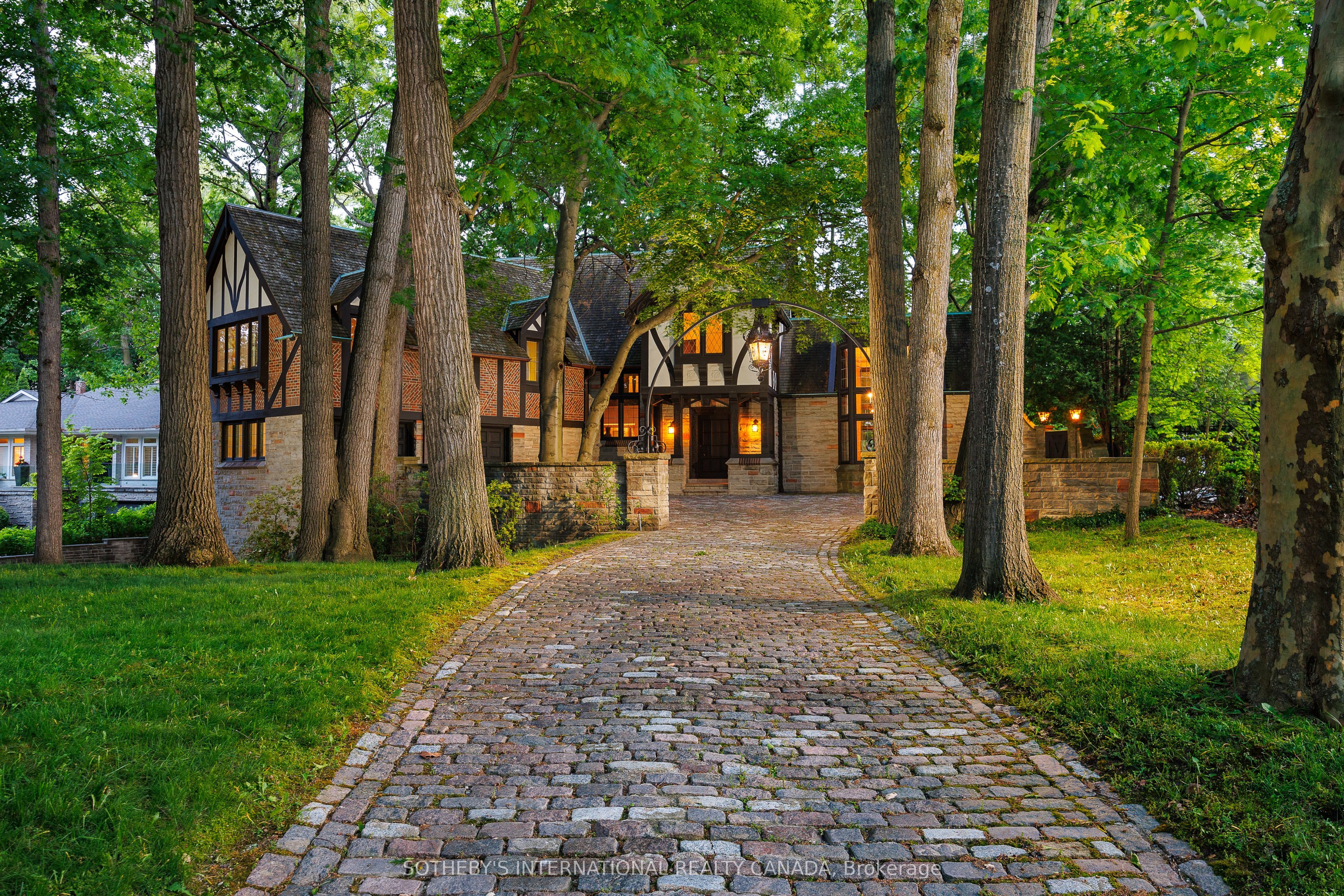 38 Edenbrook Hill