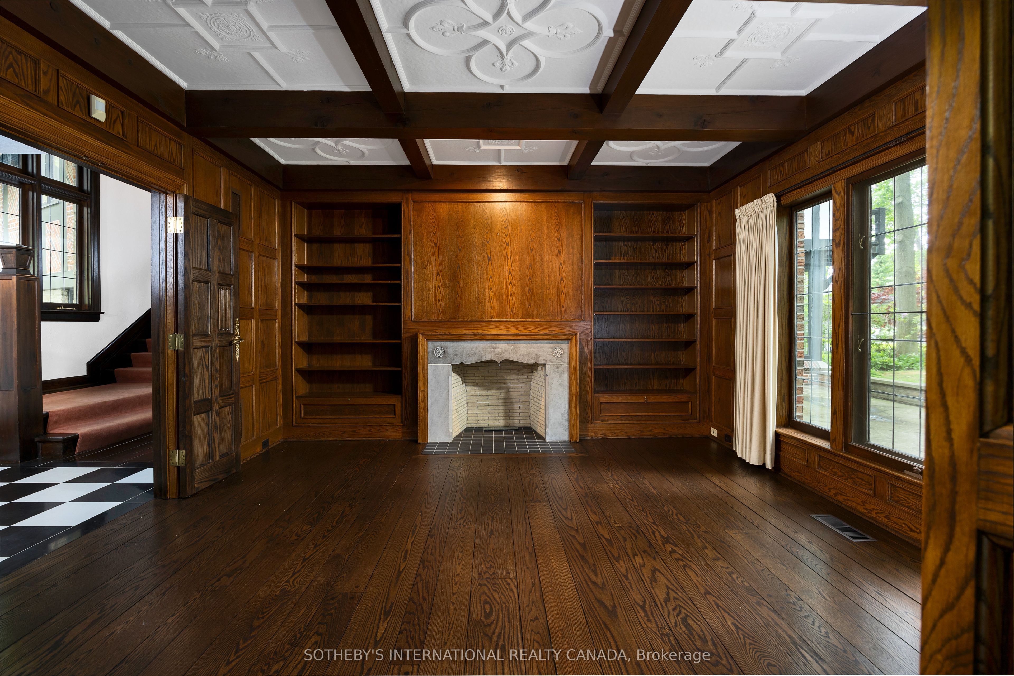 38 Edenbrook Hill Property Photo 7