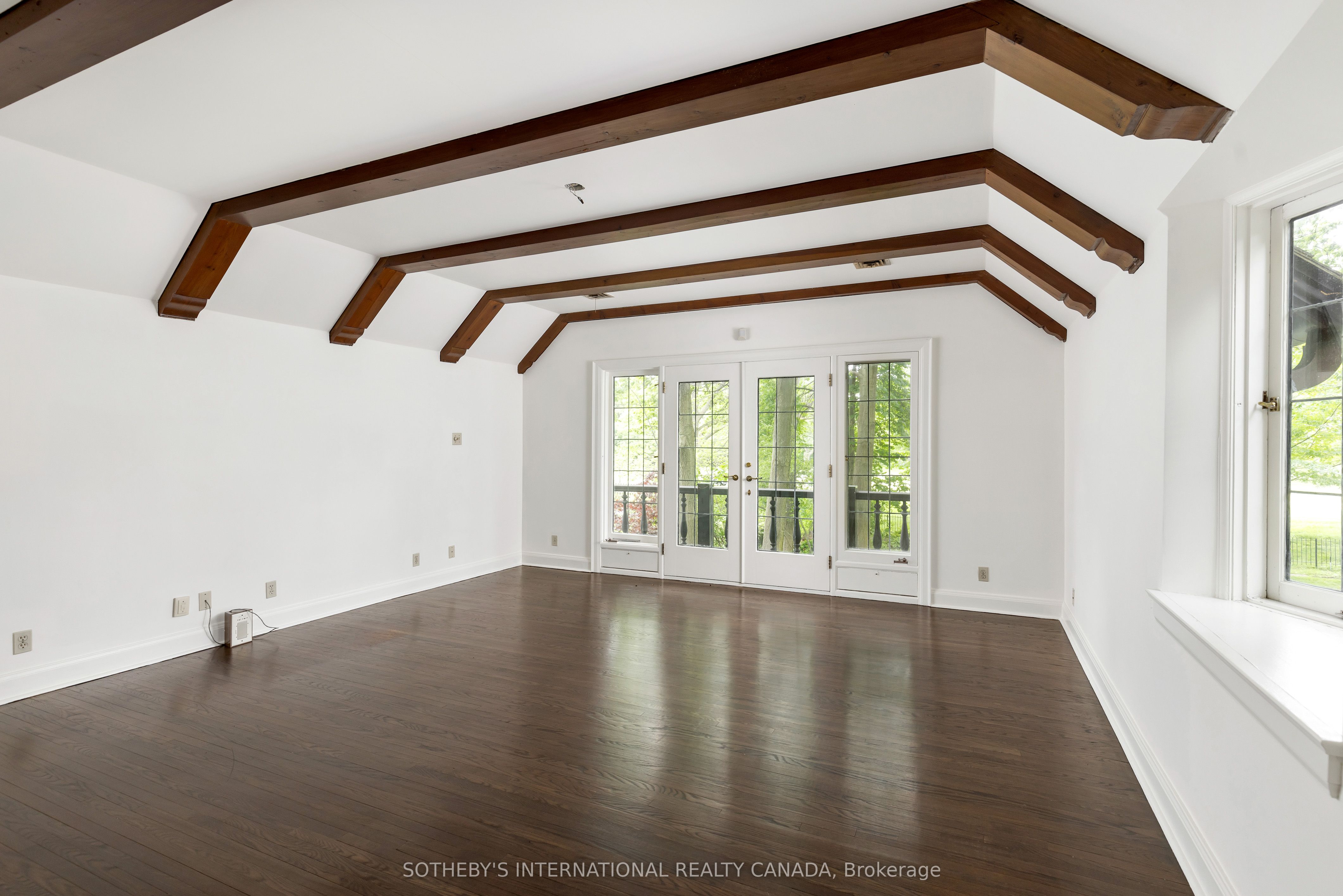 38 Edenbrook Hill Property Photo 23