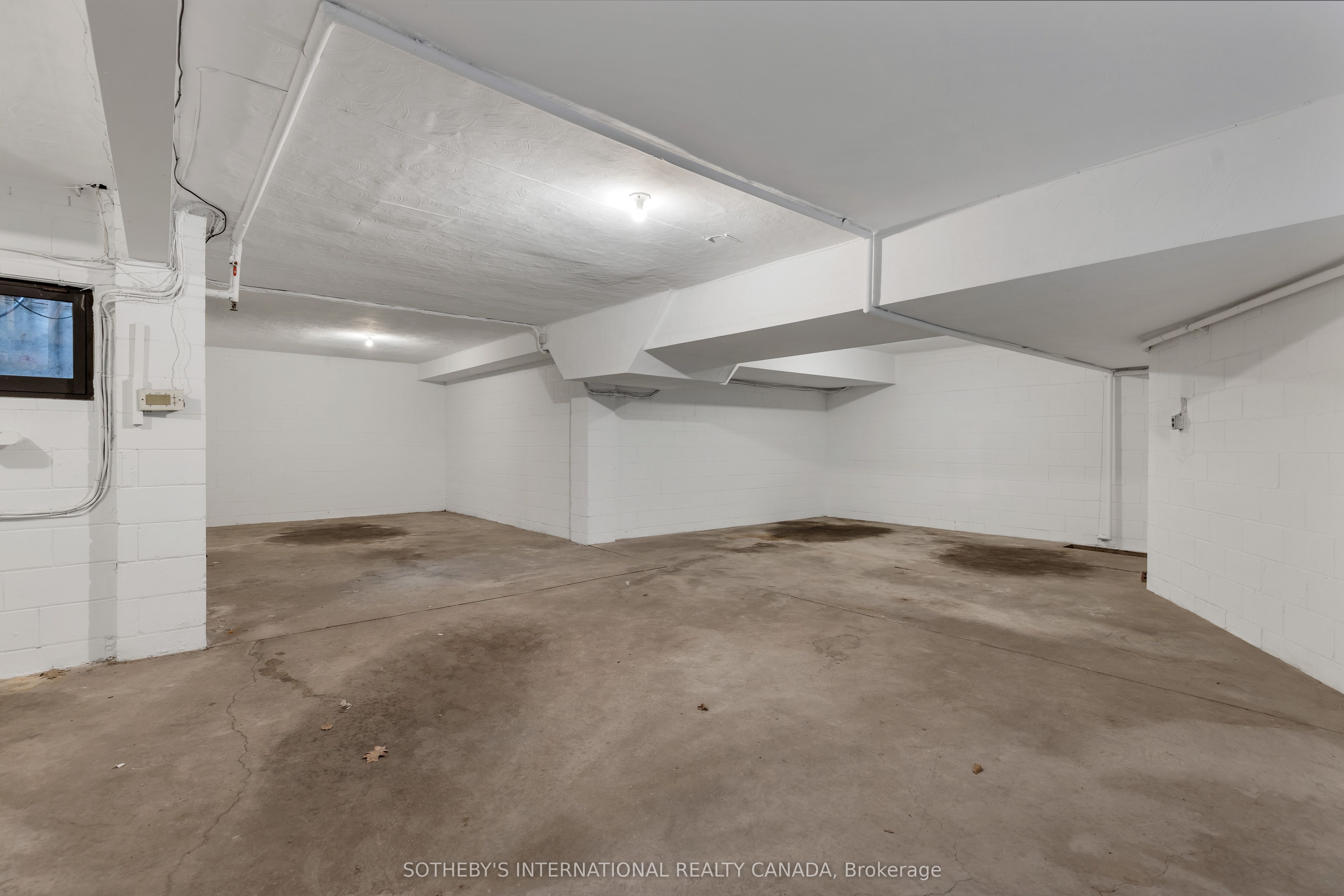 38 Edenbrook Hill Property Photo 32