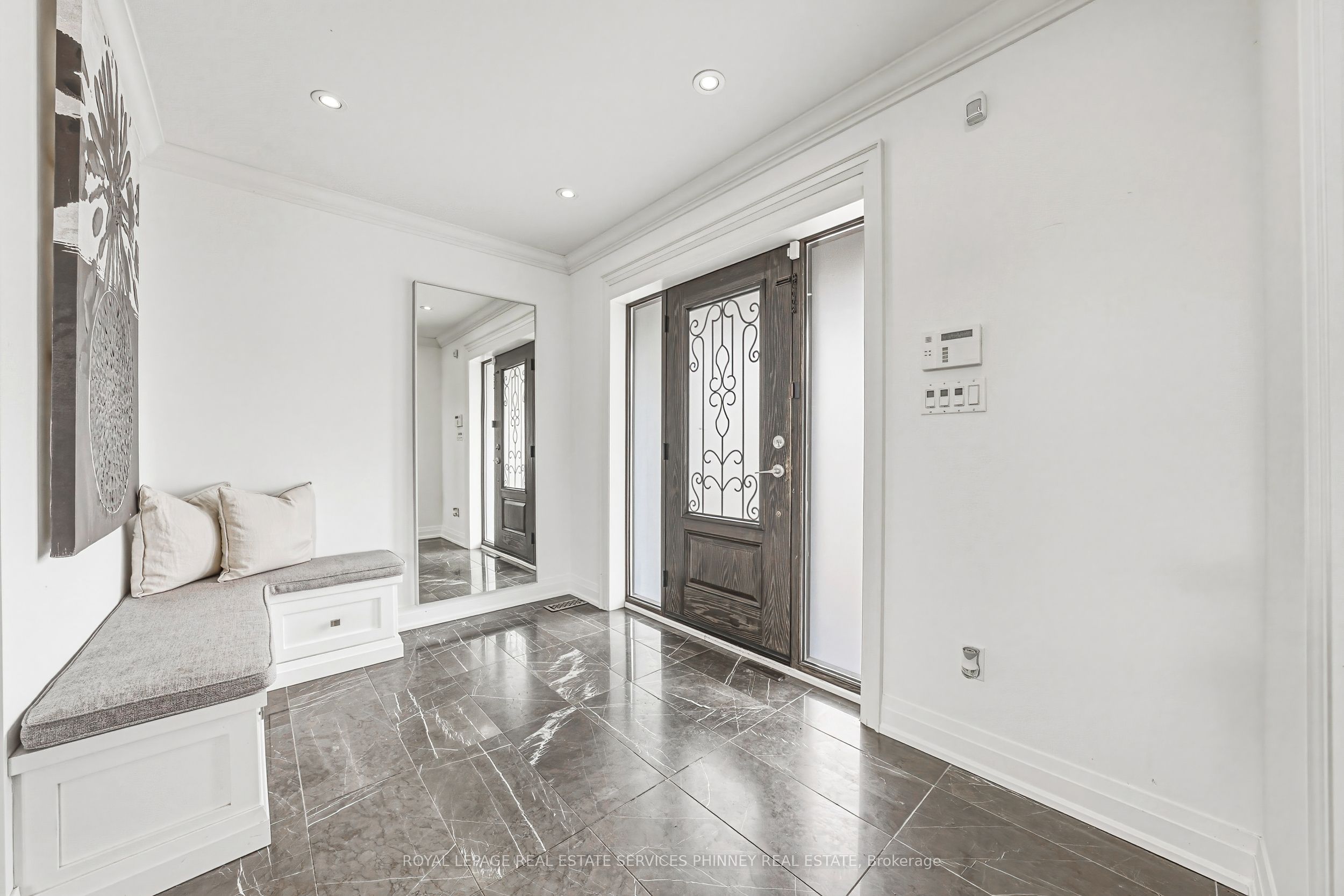 52 Joymar Drive Property Photo 3