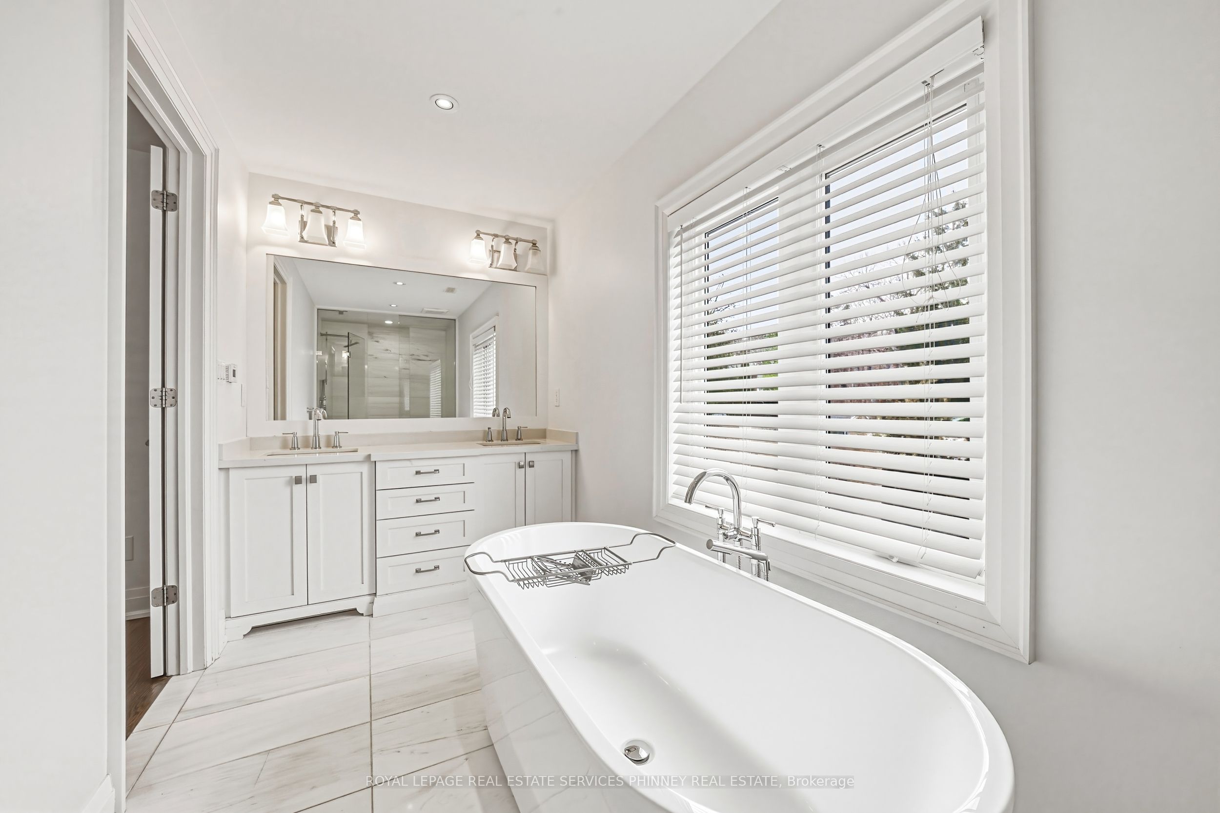 52 Joymar Drive Property Photo 24
