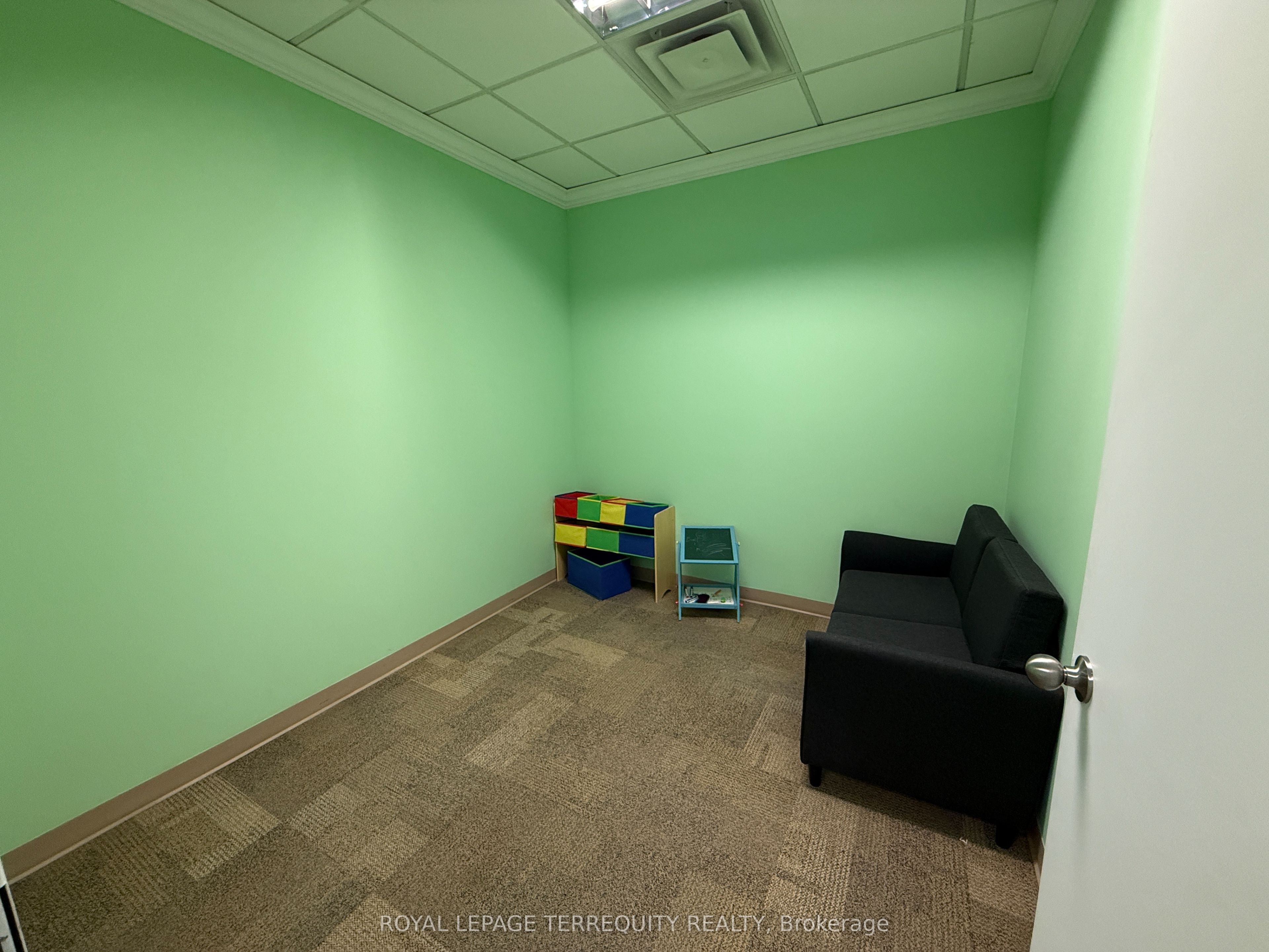 4101 Steeles Avenue W 200 Property Photo 4