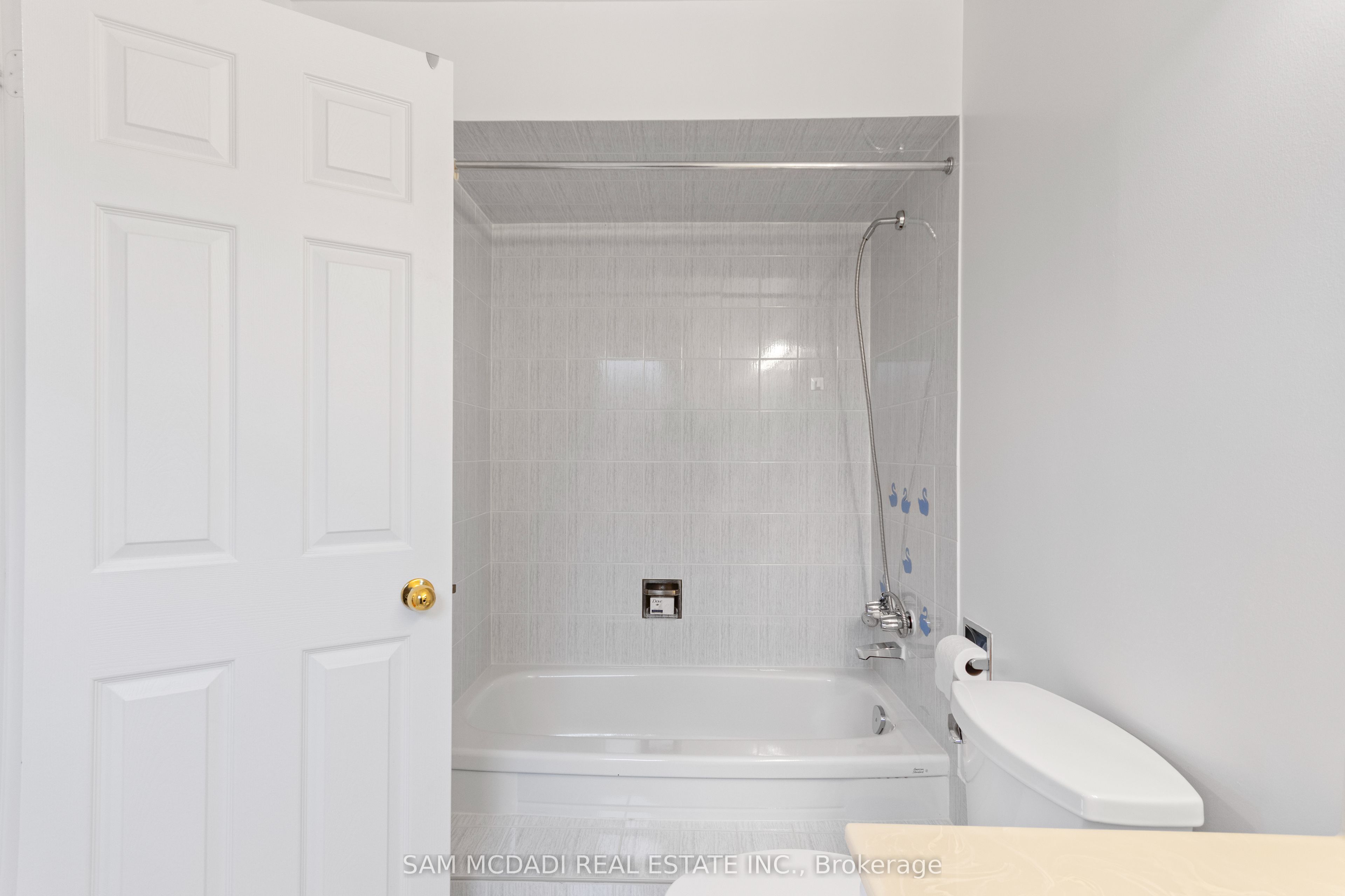 4461 Gladebrook Crescent Property Photo 20