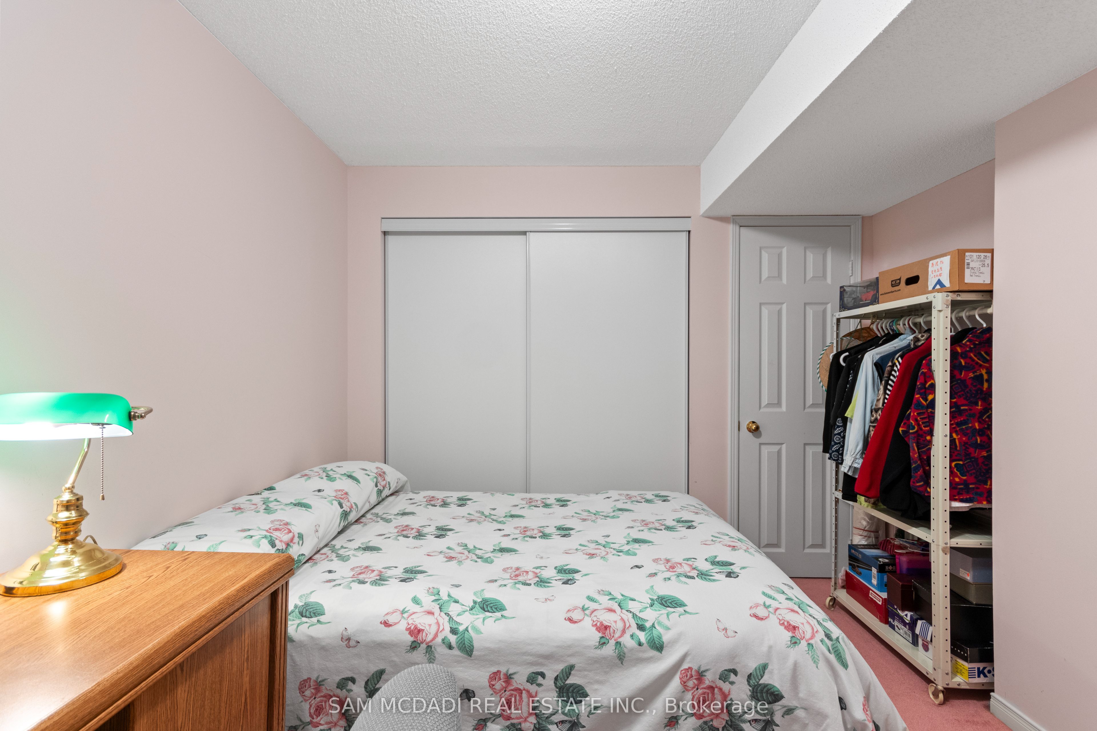4461 Gladebrook Crescent Property Photo 31