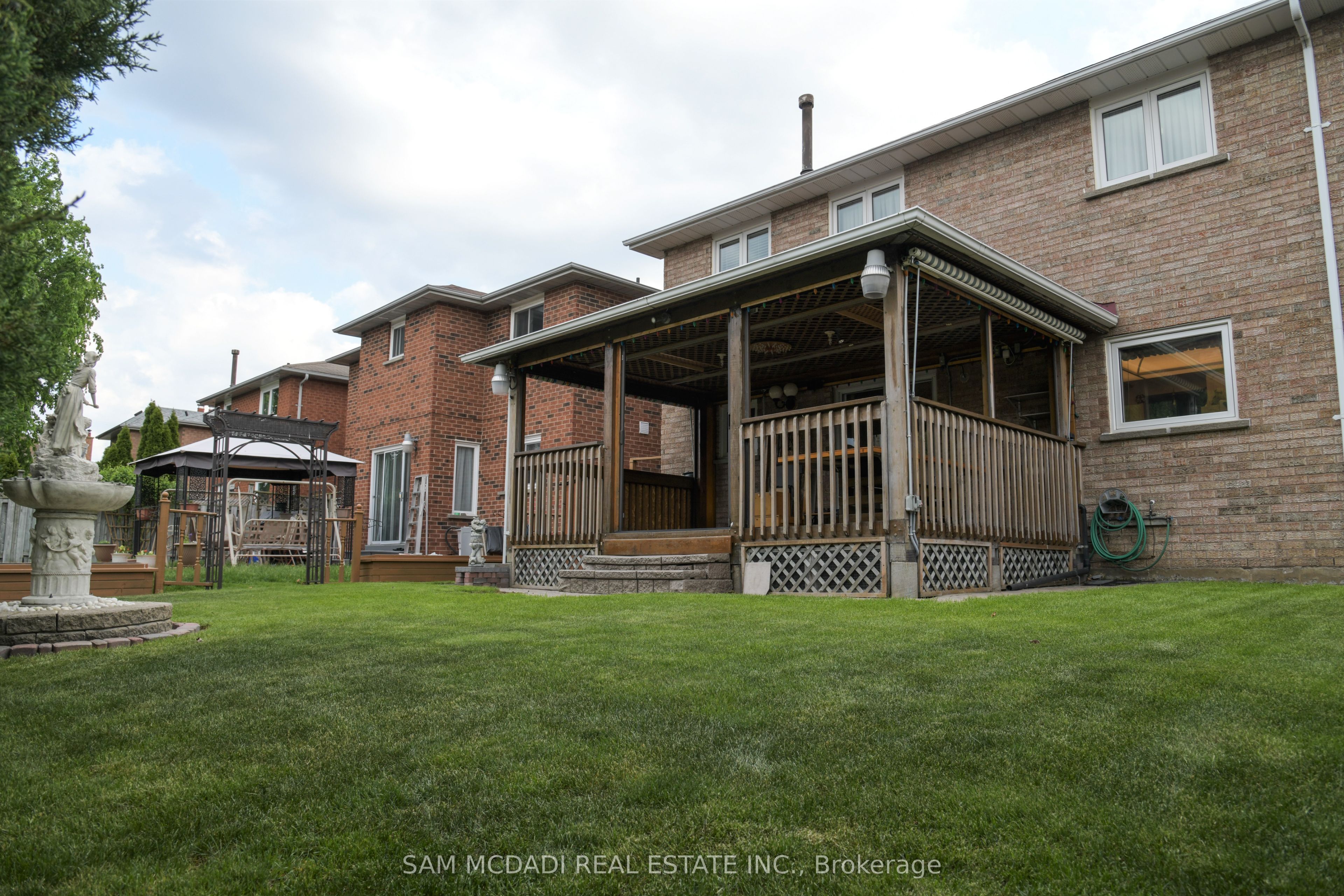 4461 Gladebrook Crescent Property Photo 41