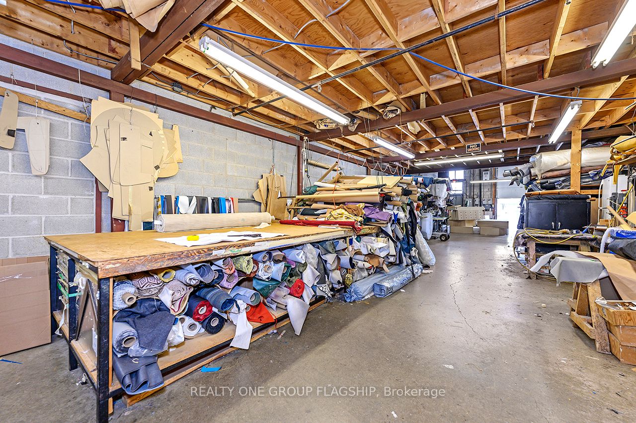 7171 Torbram Road 17 Property Photo 14