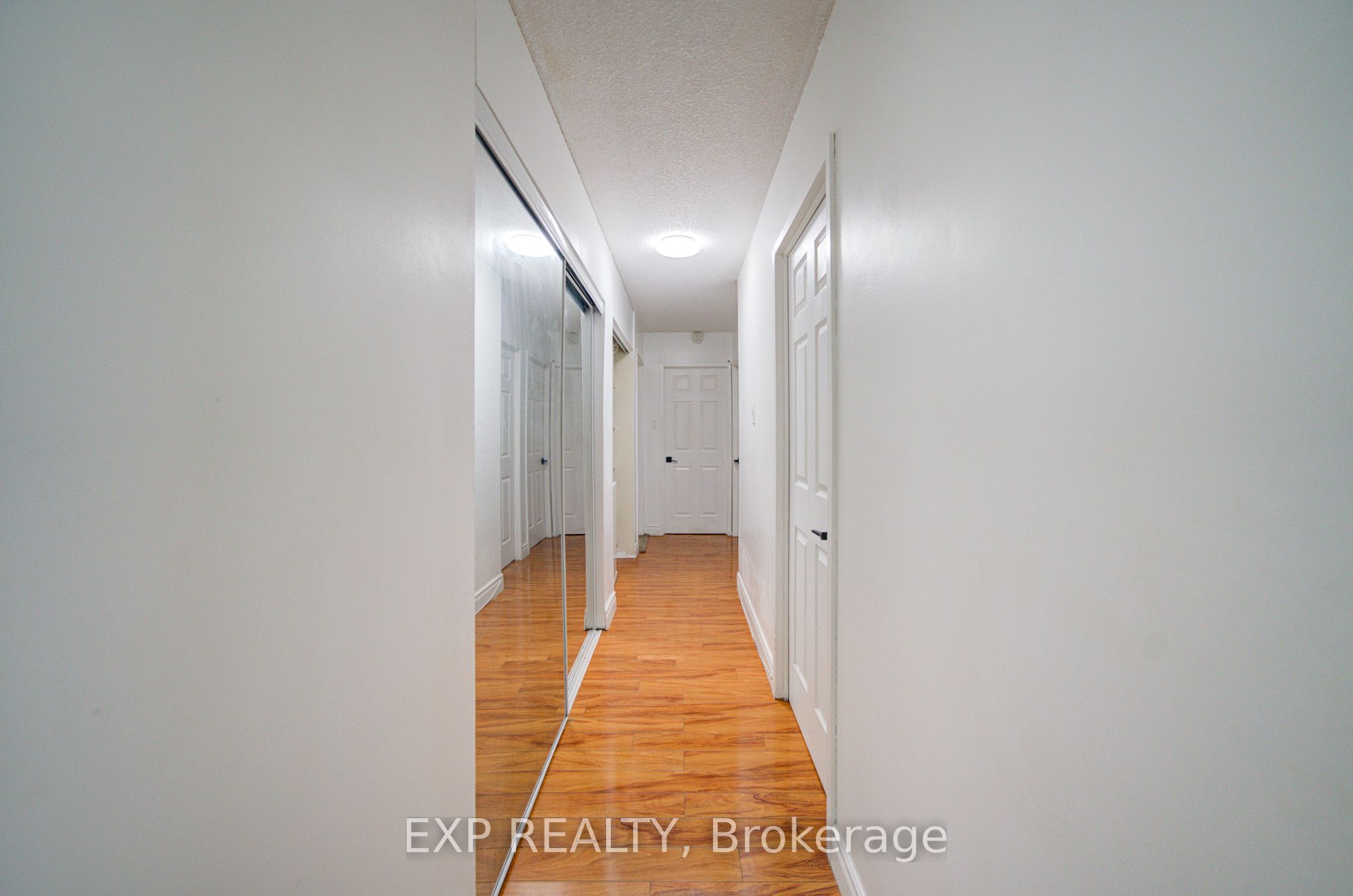 50 Lotherton Pathway 402 Property Photo 16