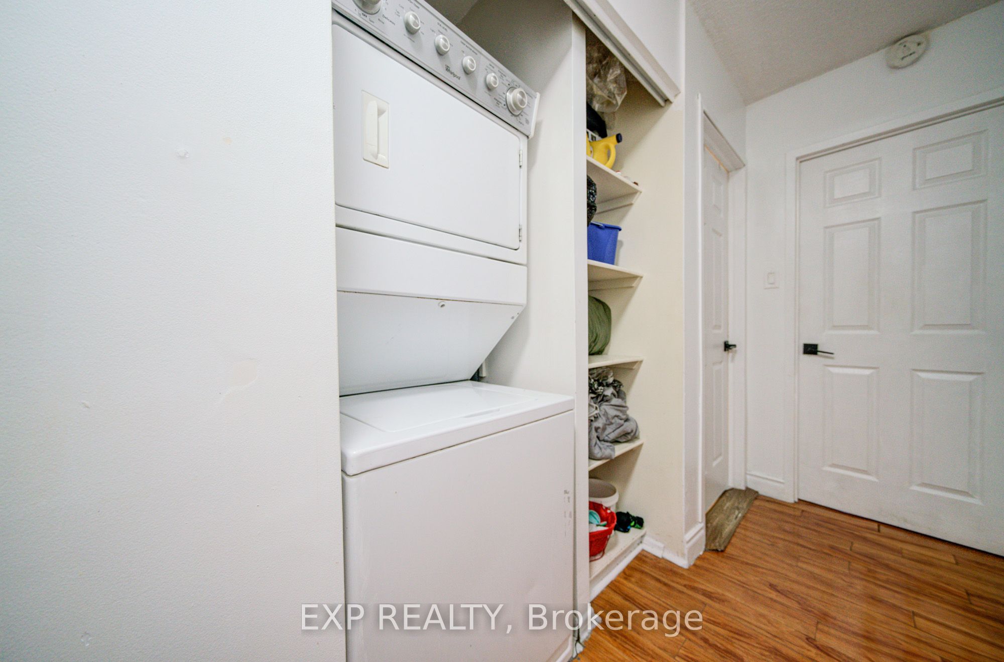 50 Lotherton Pathway 402 Property Photo 28