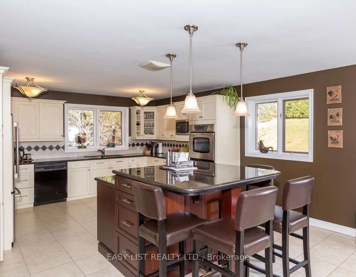 5 Worden View Property Photo 12