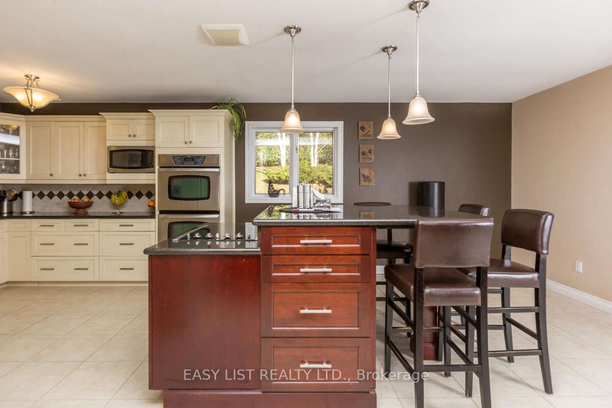 5 Worden View Property Photo 13