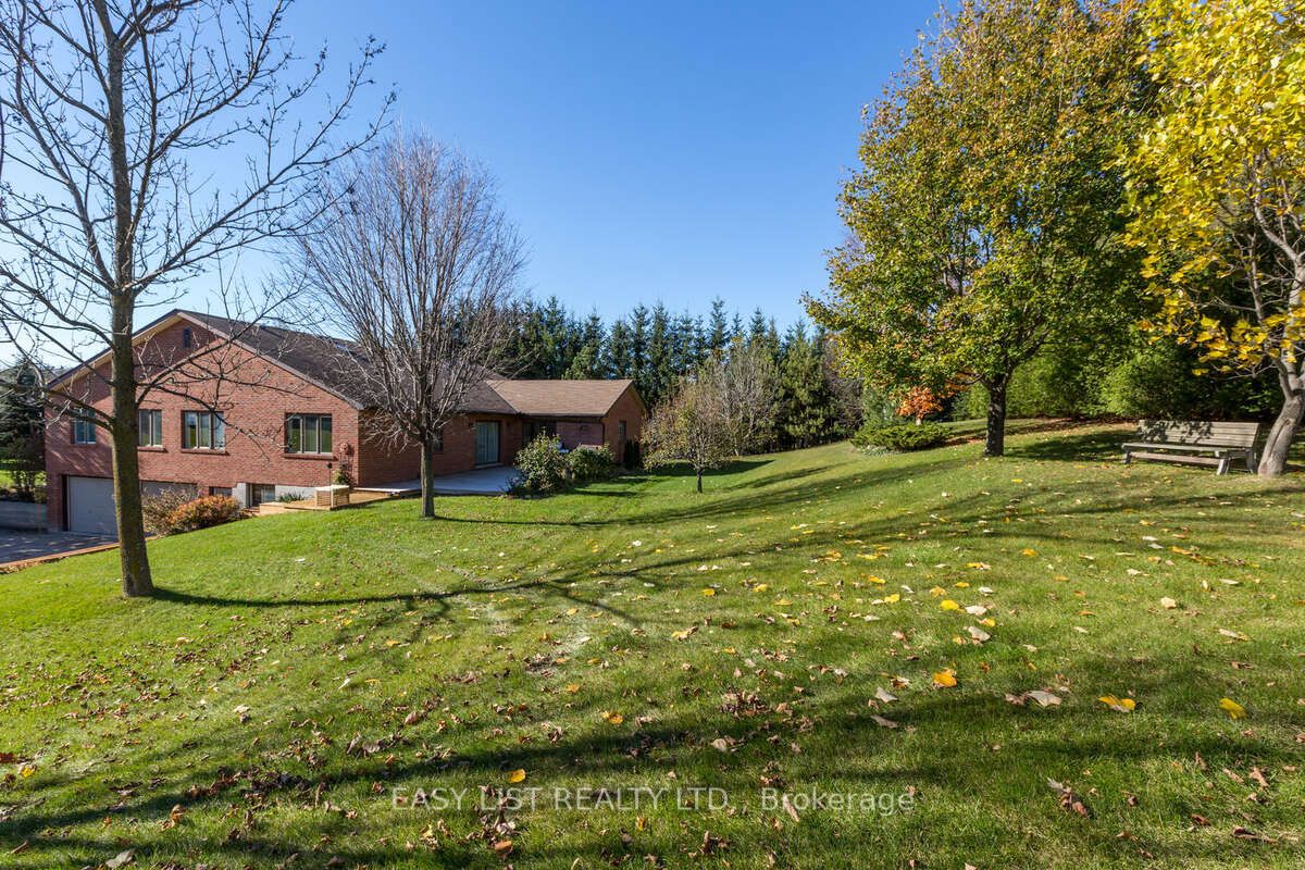5 Worden View Property Photo 30