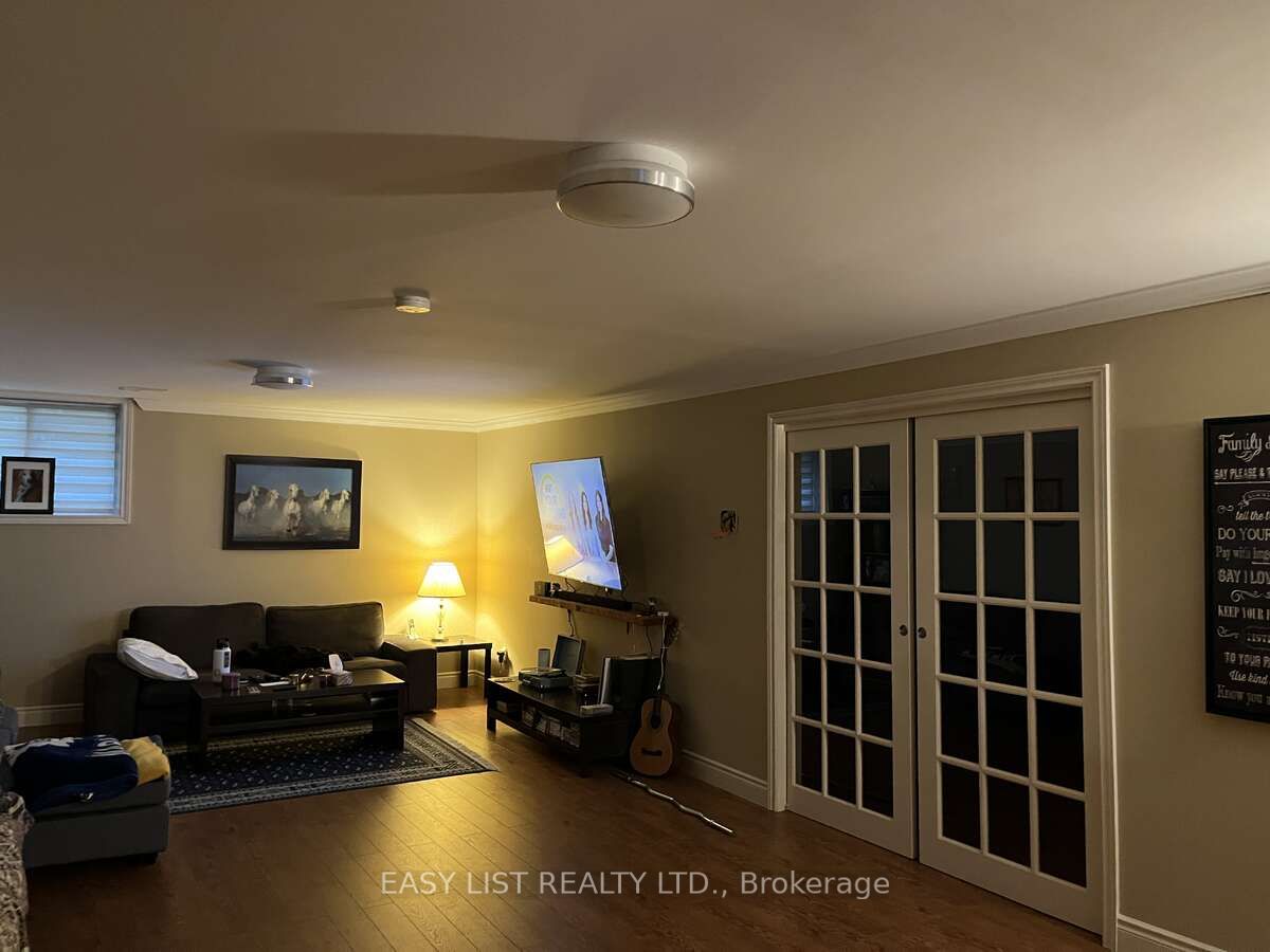 5 Worden View Property Photo 38