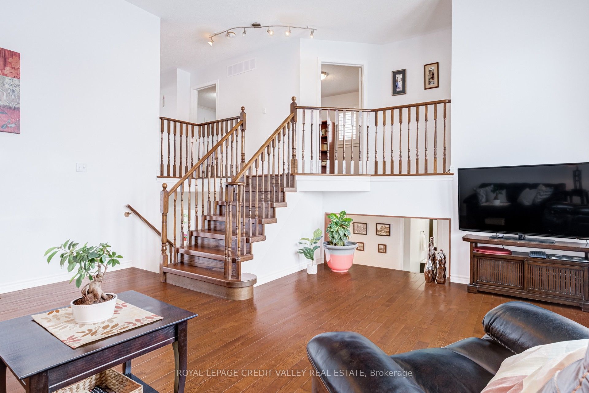 1193 Knight Trail Property Photo 19
