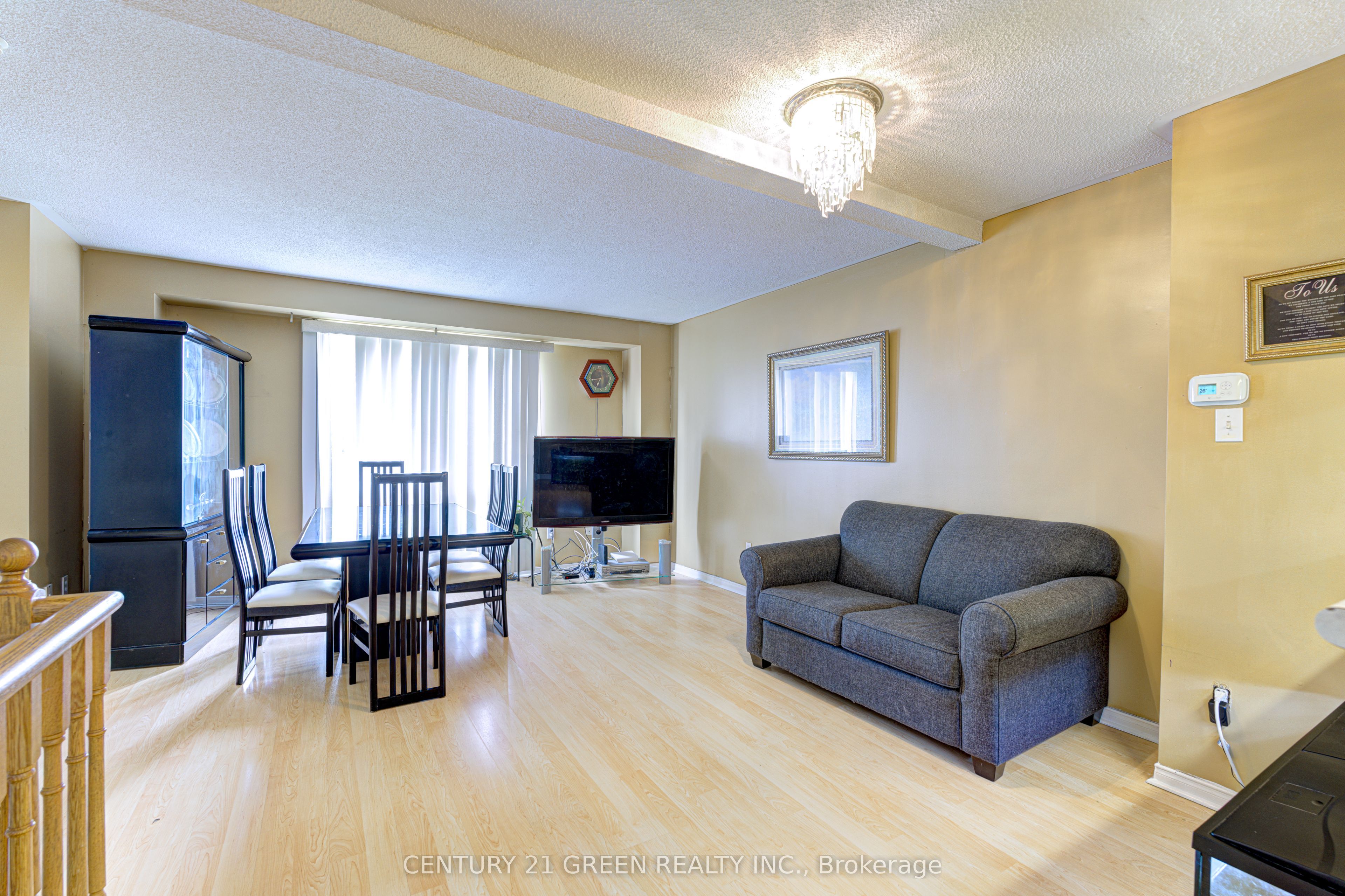3 Desert Sand Drive Property Photo 14