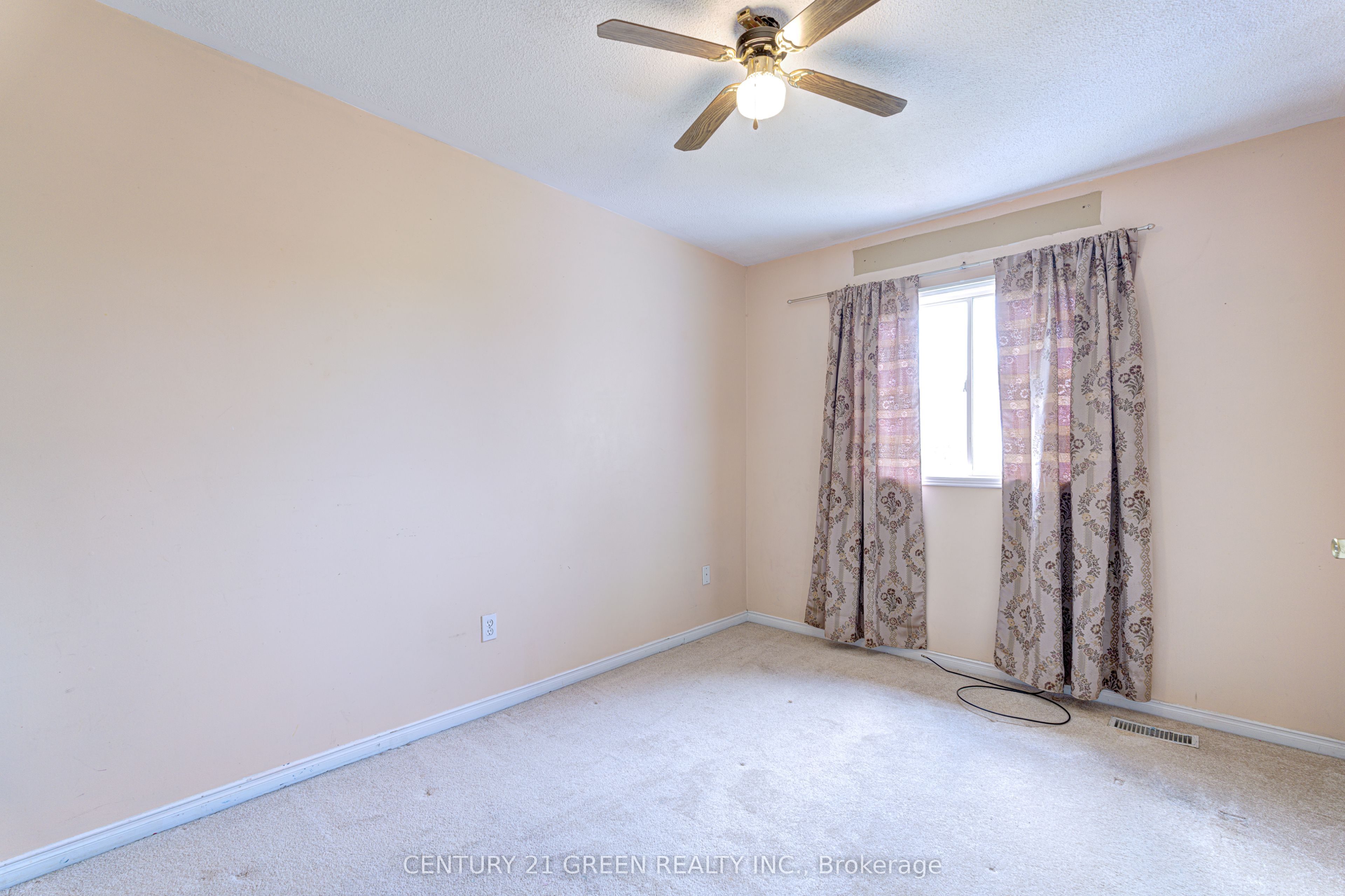 3 Desert Sand Drive Property Photo 20